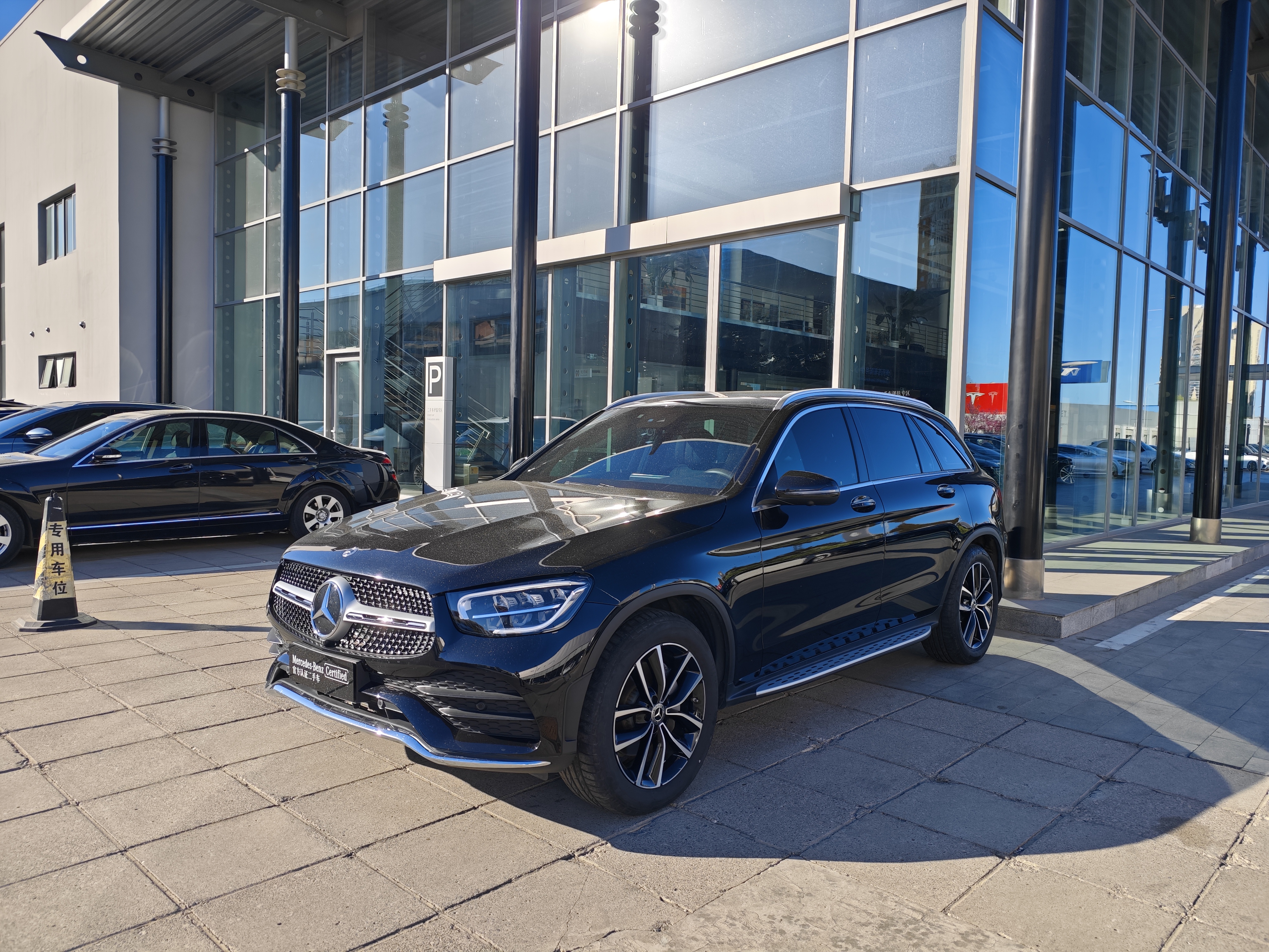 Mercedes-Benz GLC Class 2022 汽车图片 