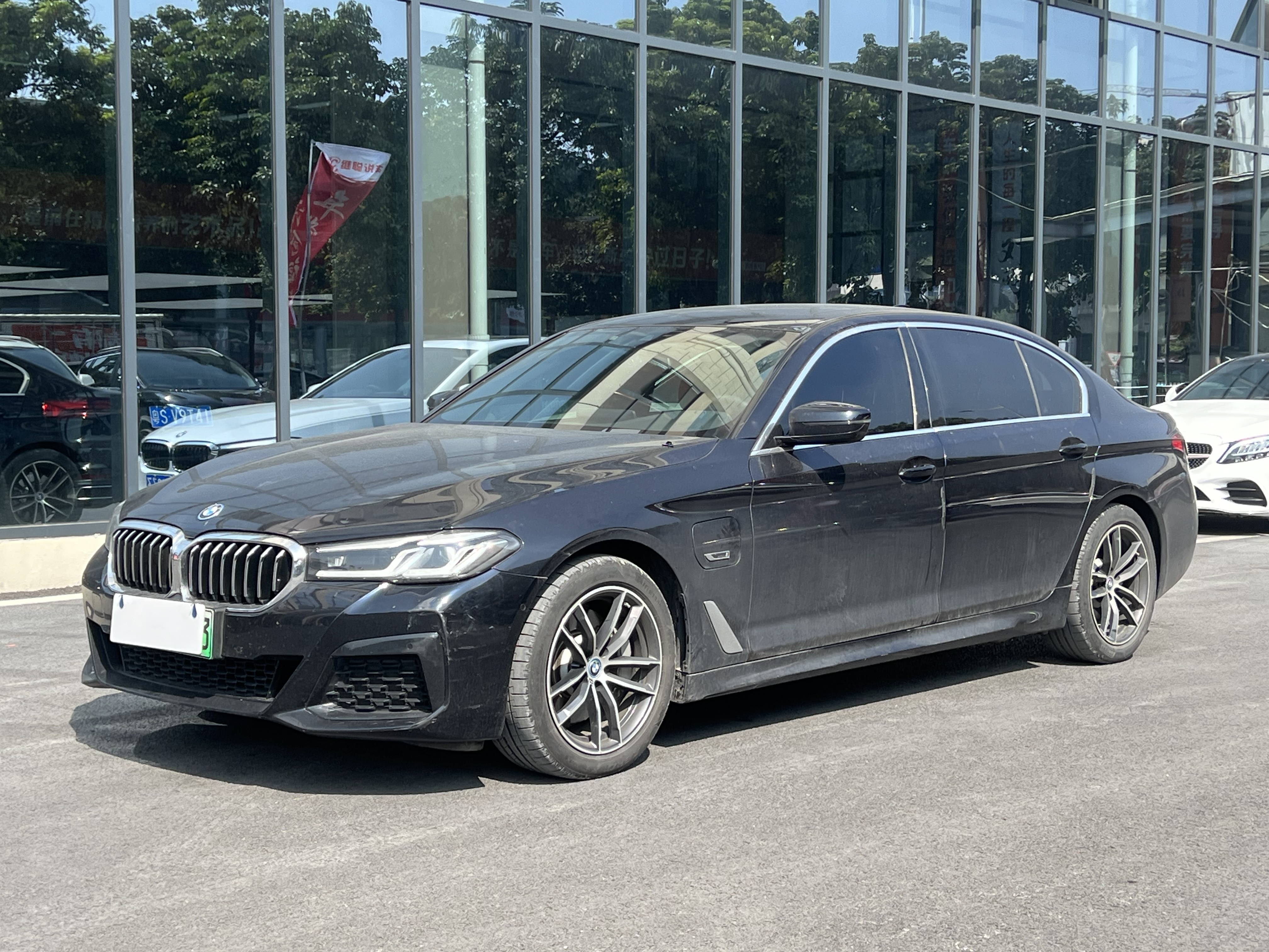 BMW 5 Series New Energy 2022 car image 