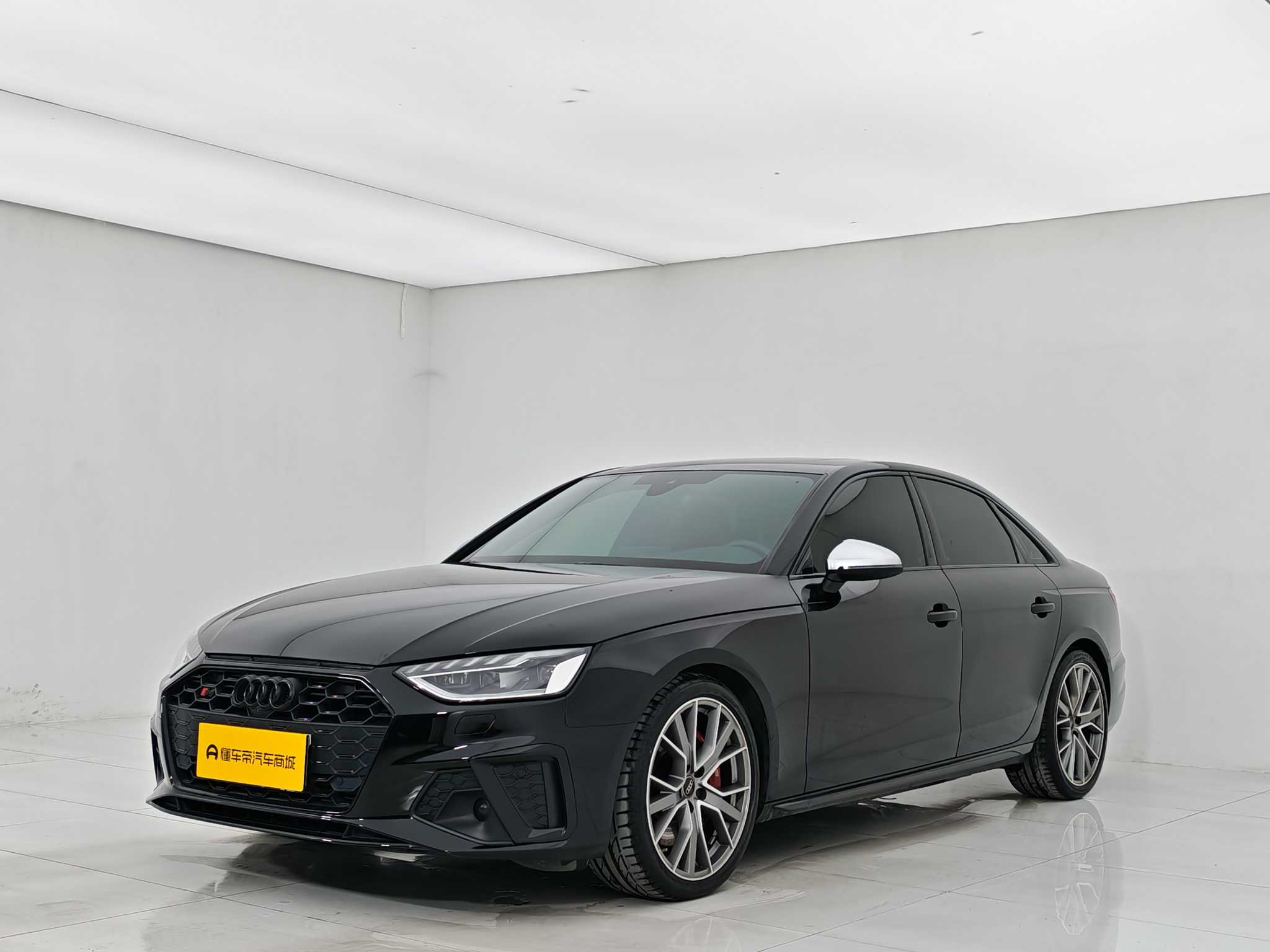 Audi S4 2022 car image 