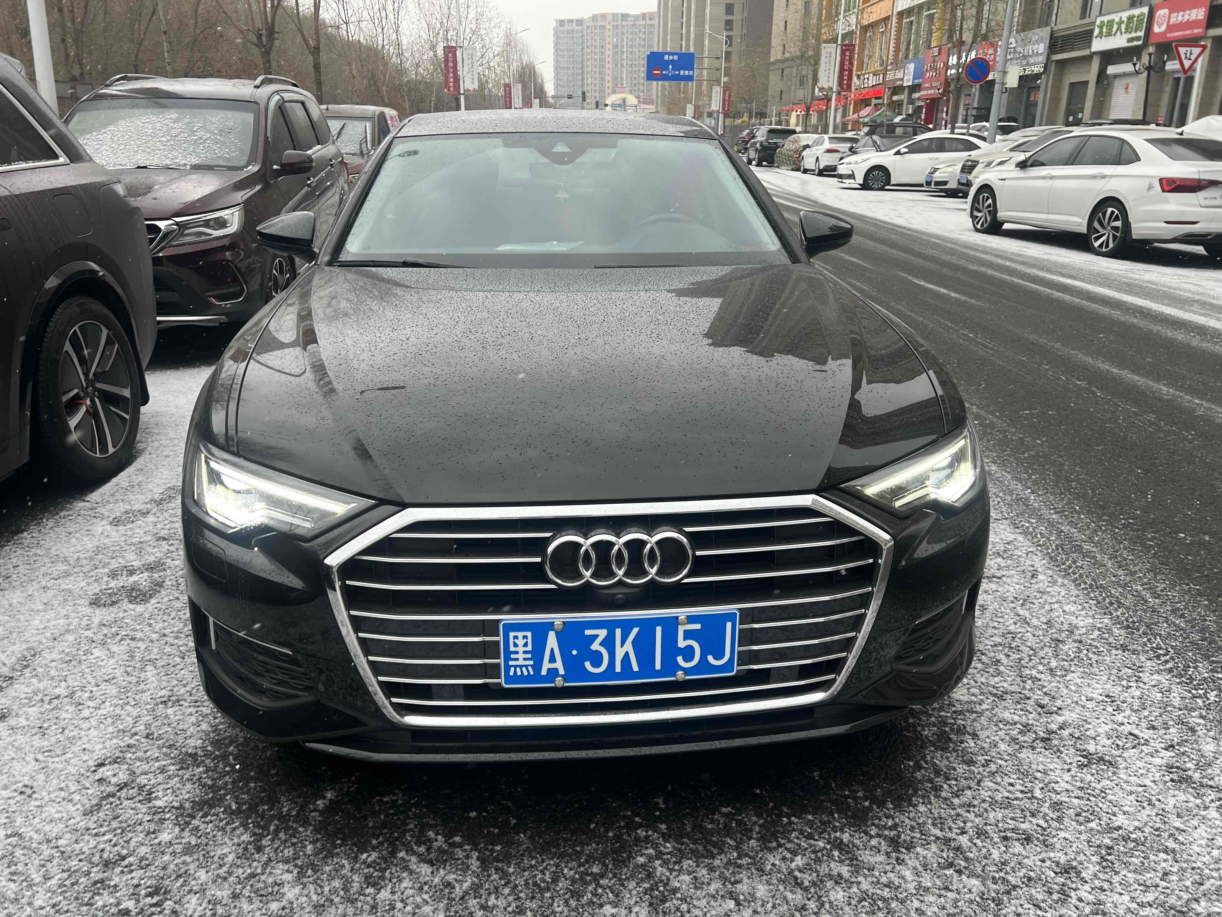 Audi A6L 2022 car image 