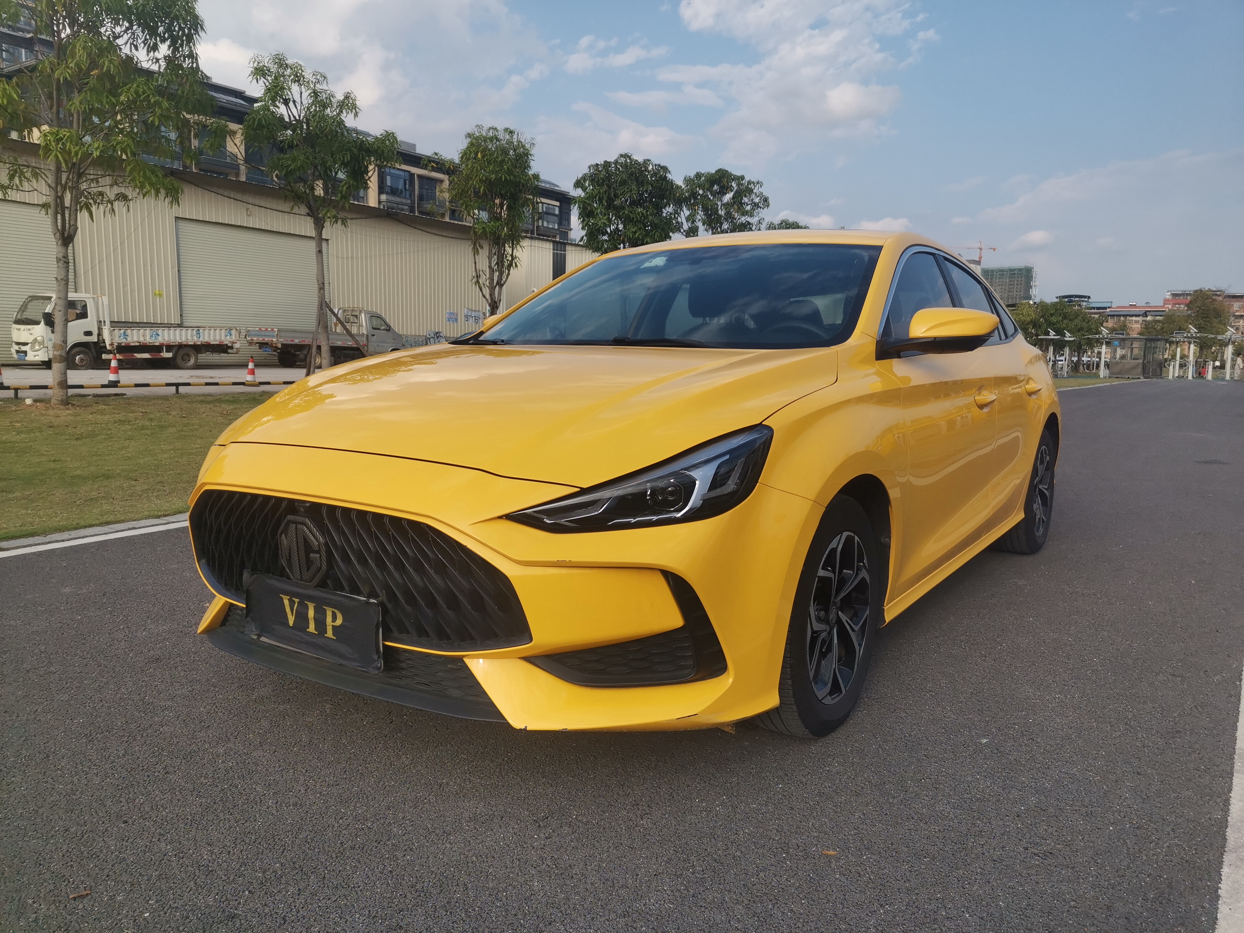 5 2021 5 2021 car image