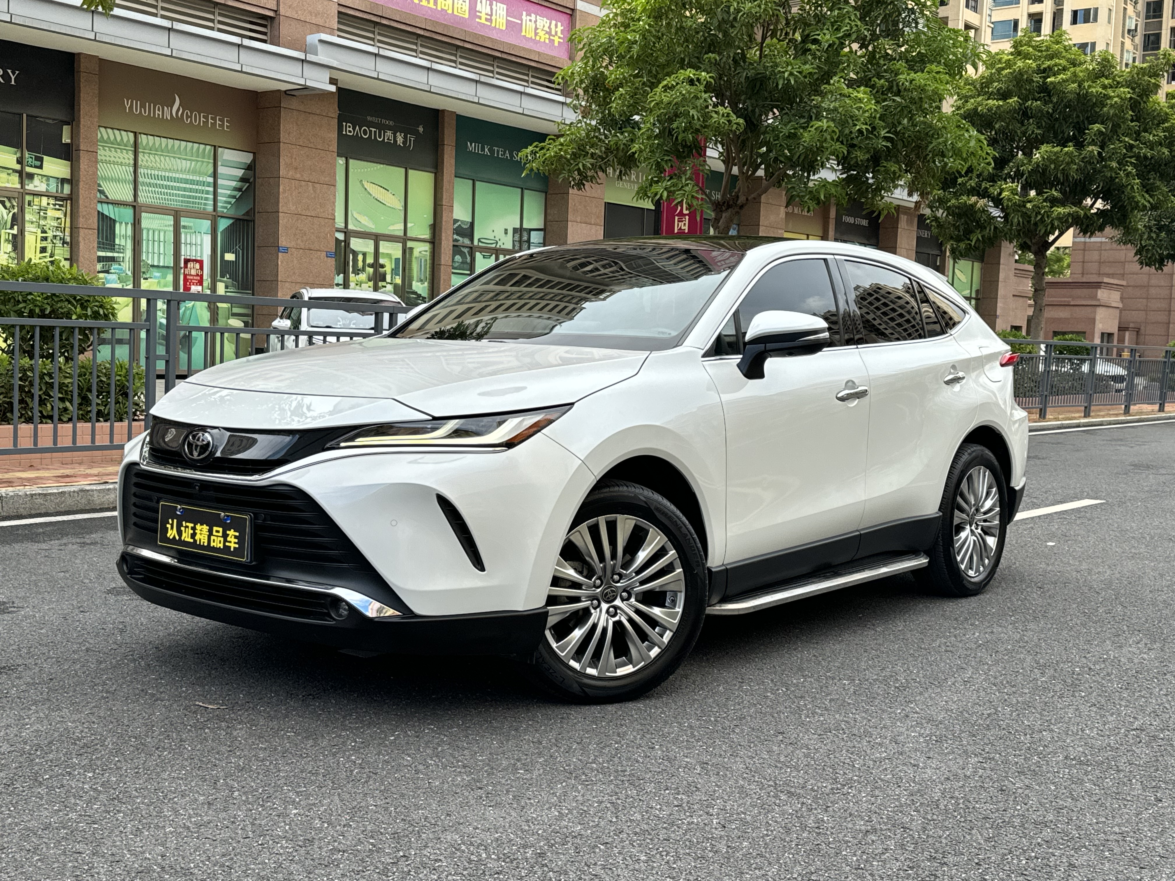 Toyota Harrier 2022 汽车图片 