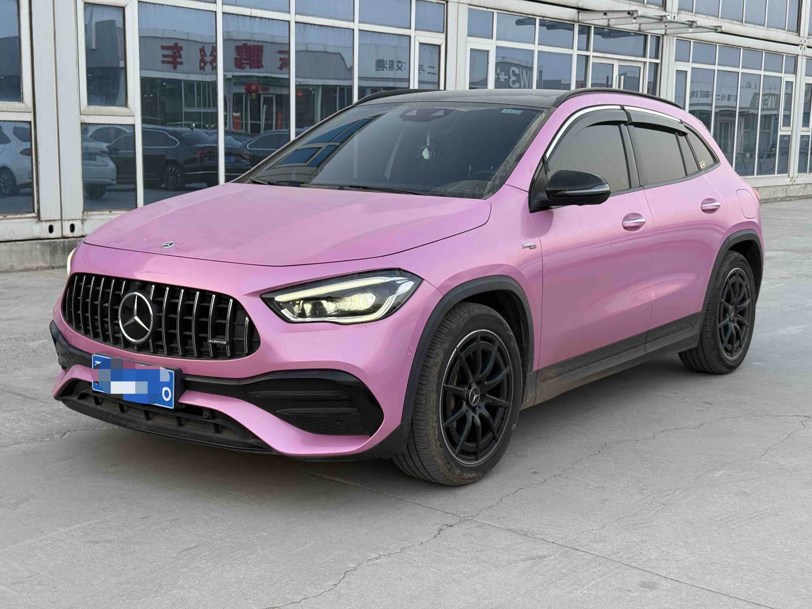 Mercedes-Benz GLA AMG 2022 car image 