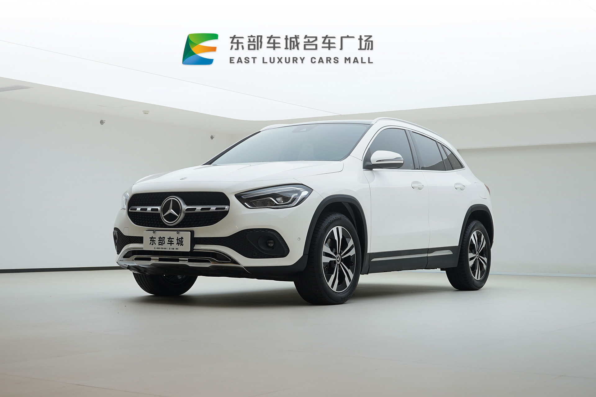 Mercedes-Benz GLA Class 2022 汽车图片 