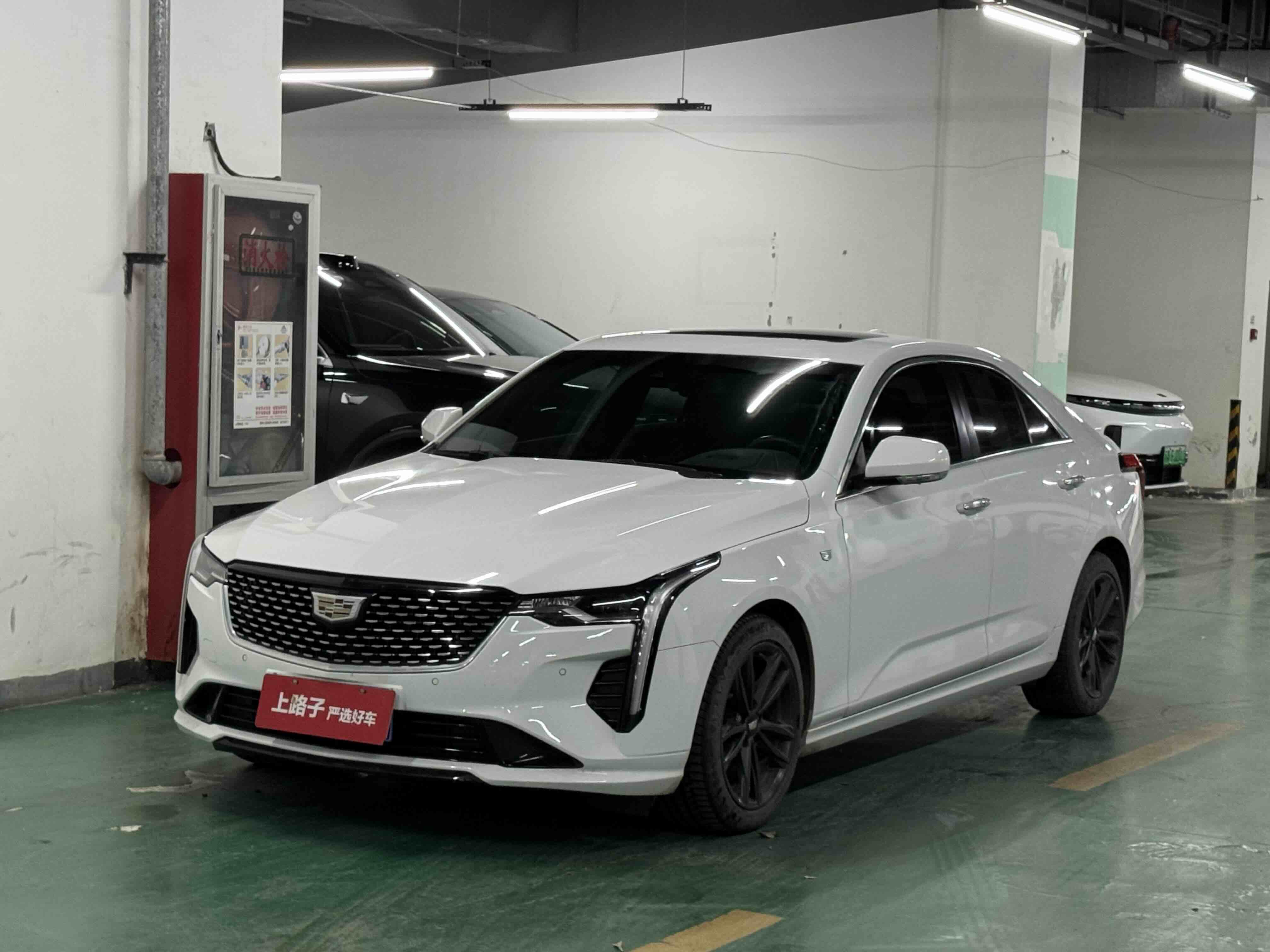 2022 2022 car image