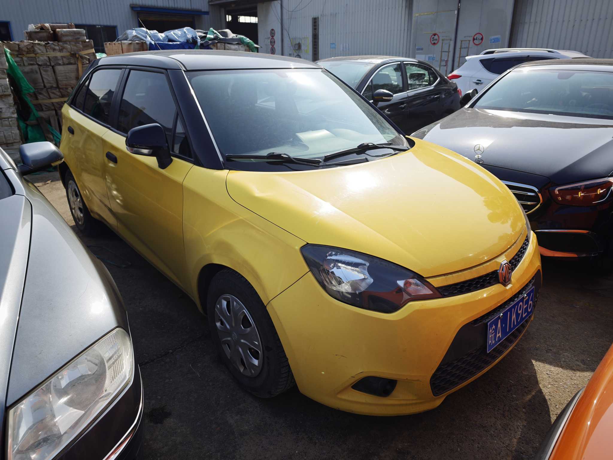 MG 2013 immagine di auto 