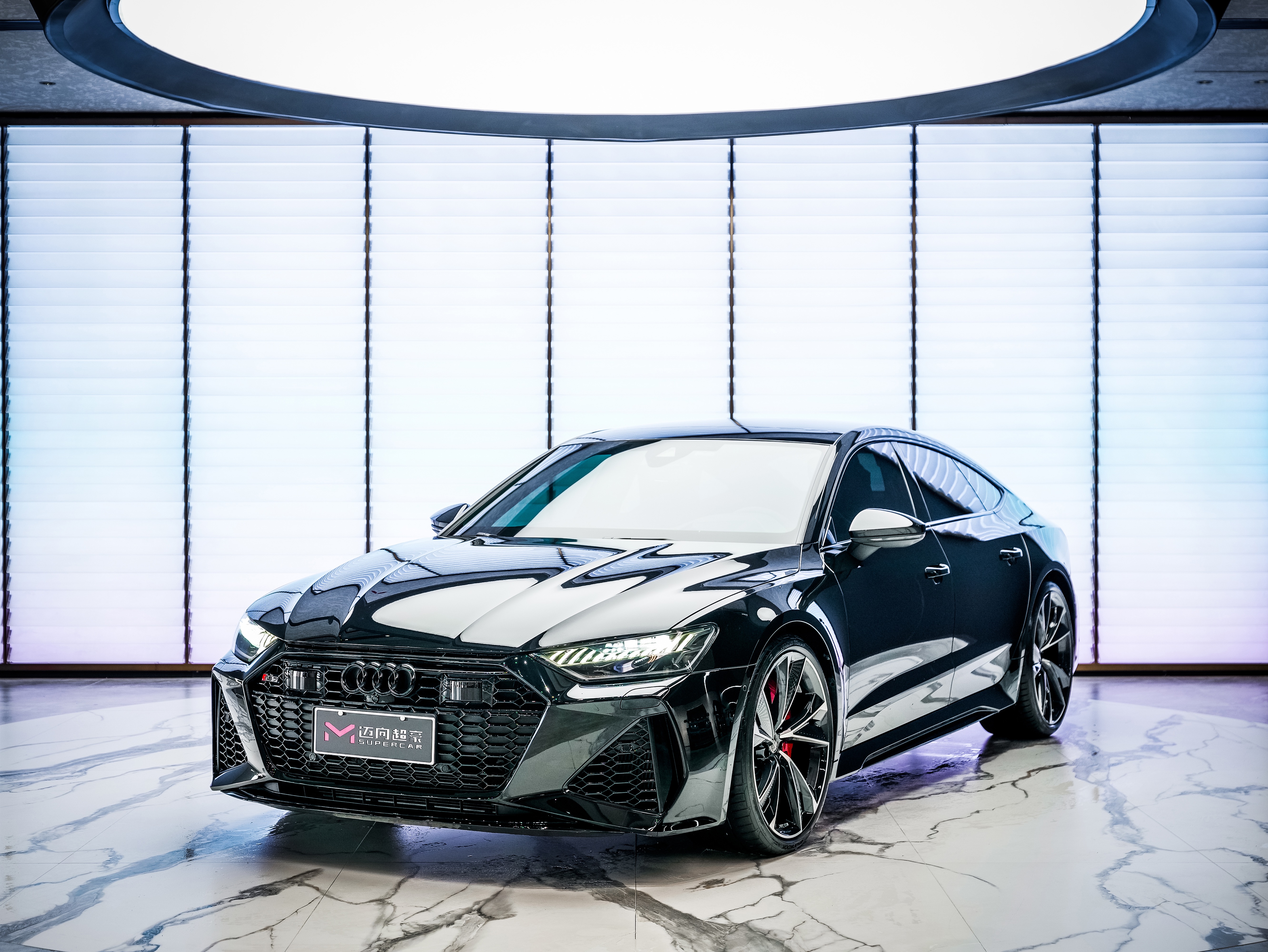 Audi RS 7 2023 car image 