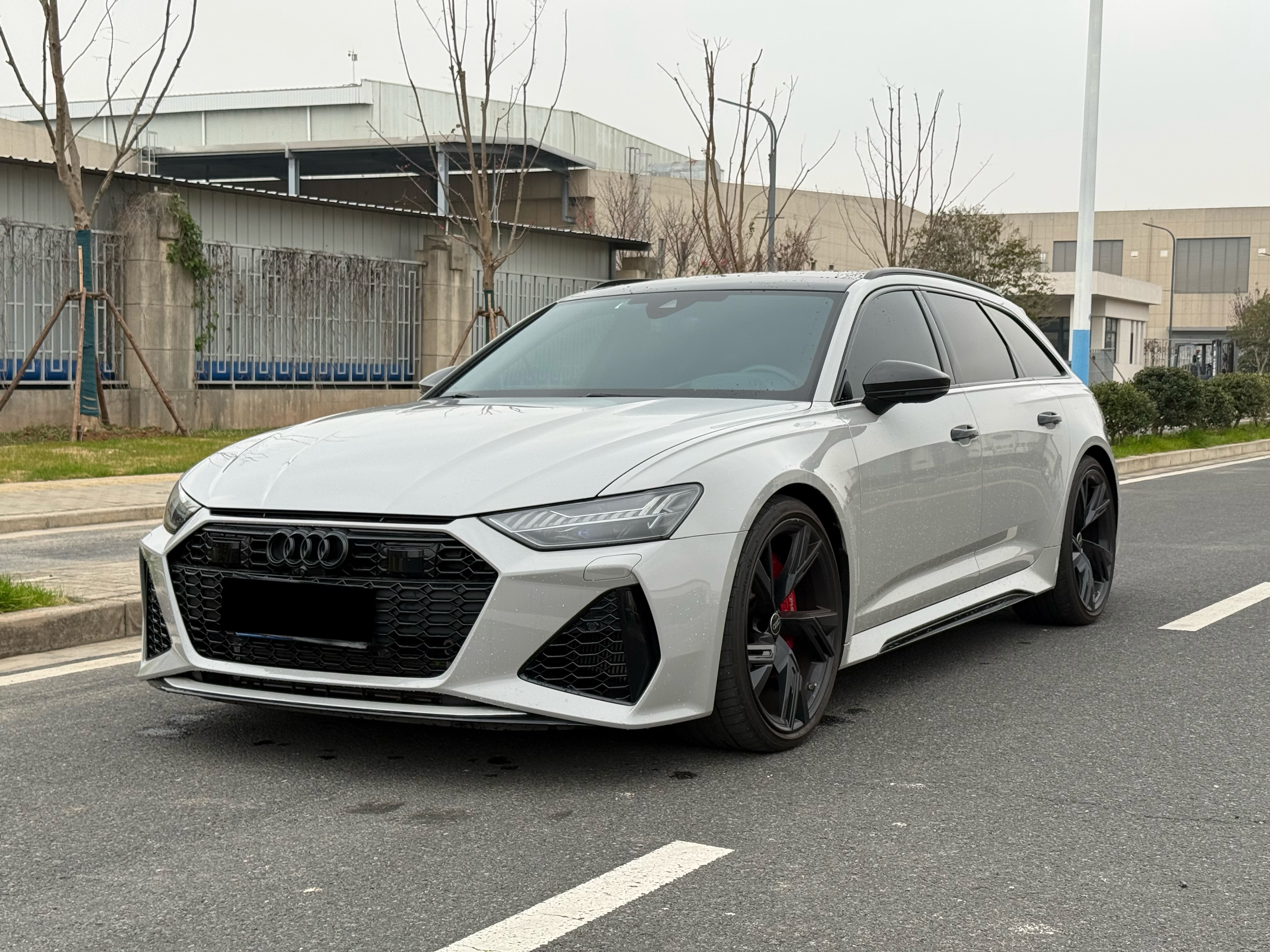 Audi RS 6 2022 car image 