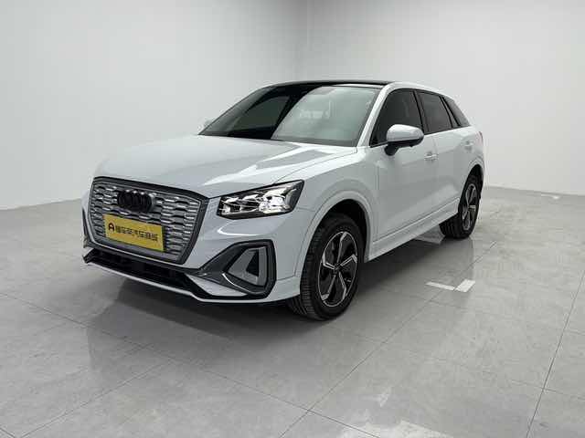 Q2L e-tron 2022 Q2L e-tron 2022 car image