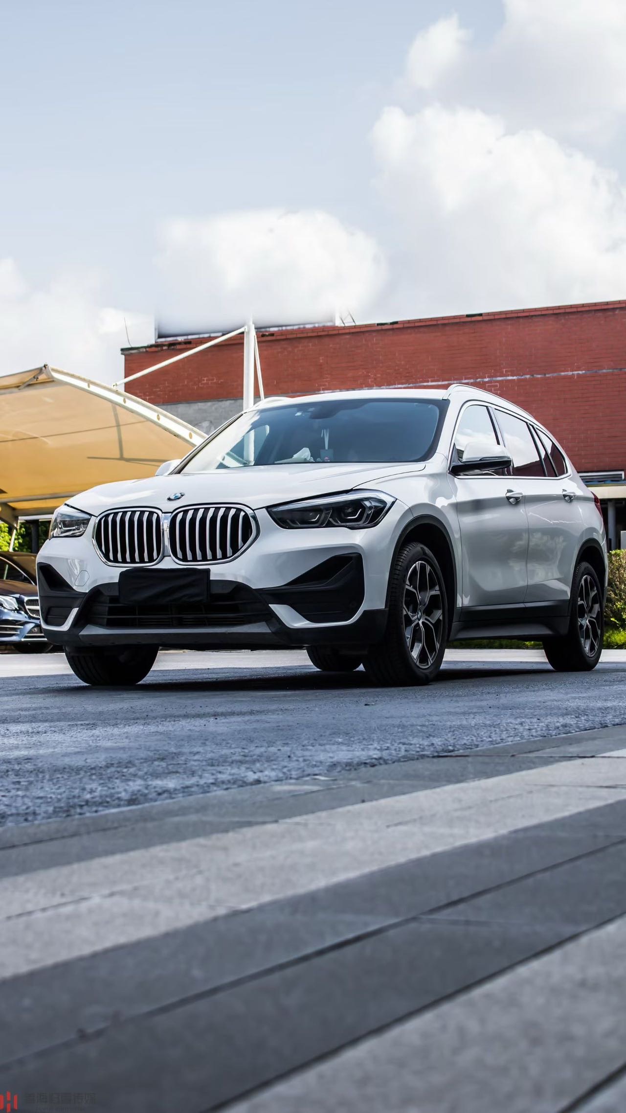 BMW X1 M35Li 2023 car image 
