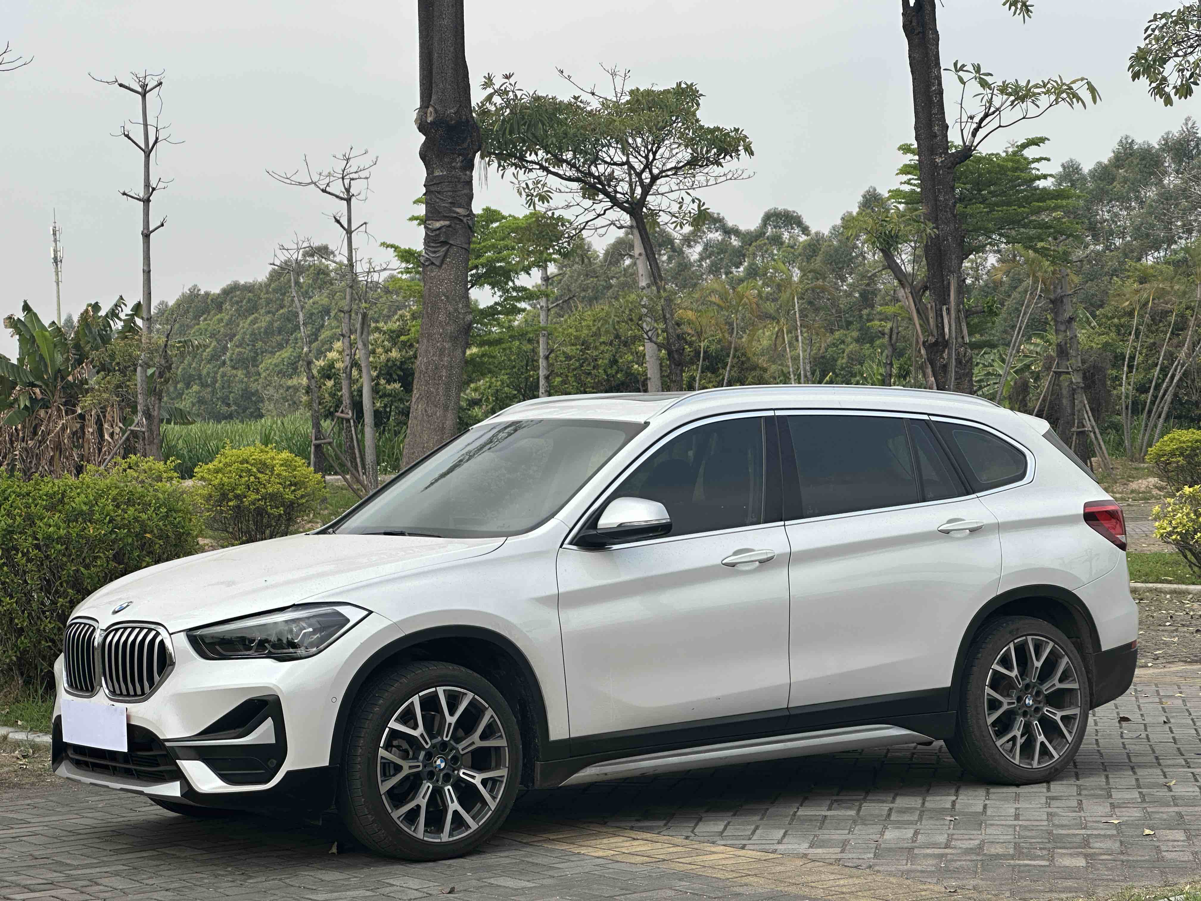 BMW X1 2022 car image 
