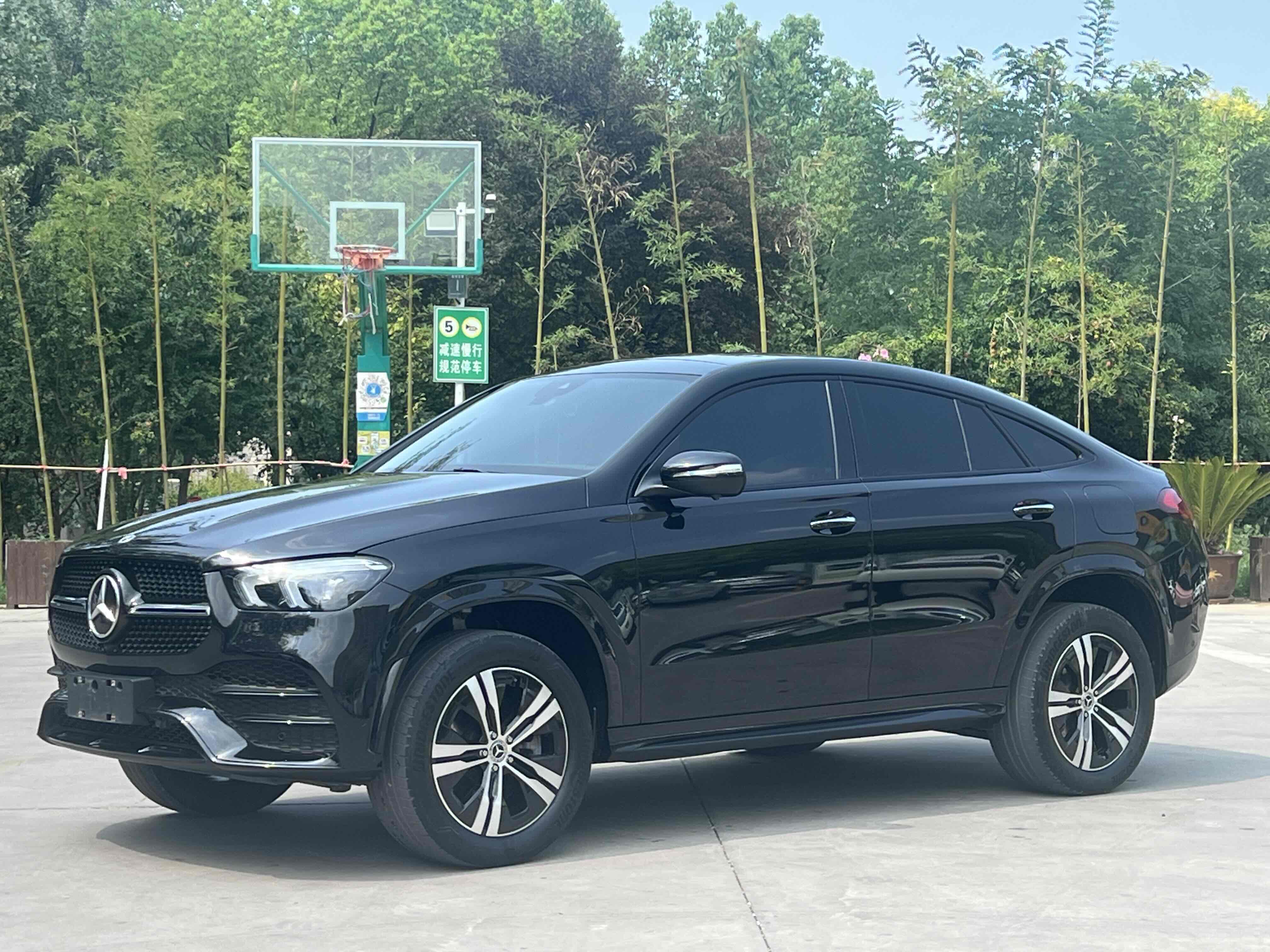 Mercedes-Benz GLE Coupe New Energy 2022 汽车图片 