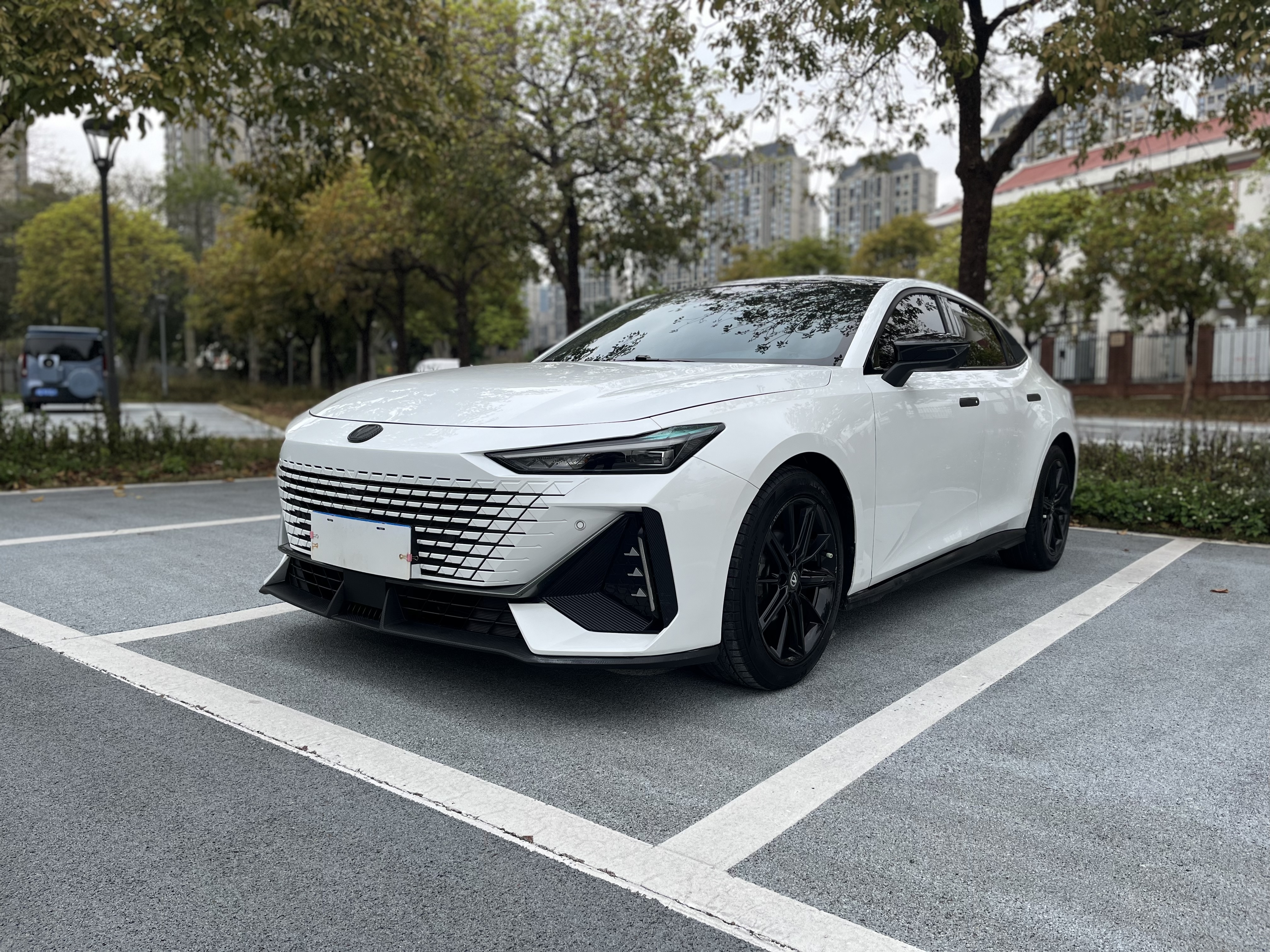 Changan UNI-V 2023 immagine di auto 