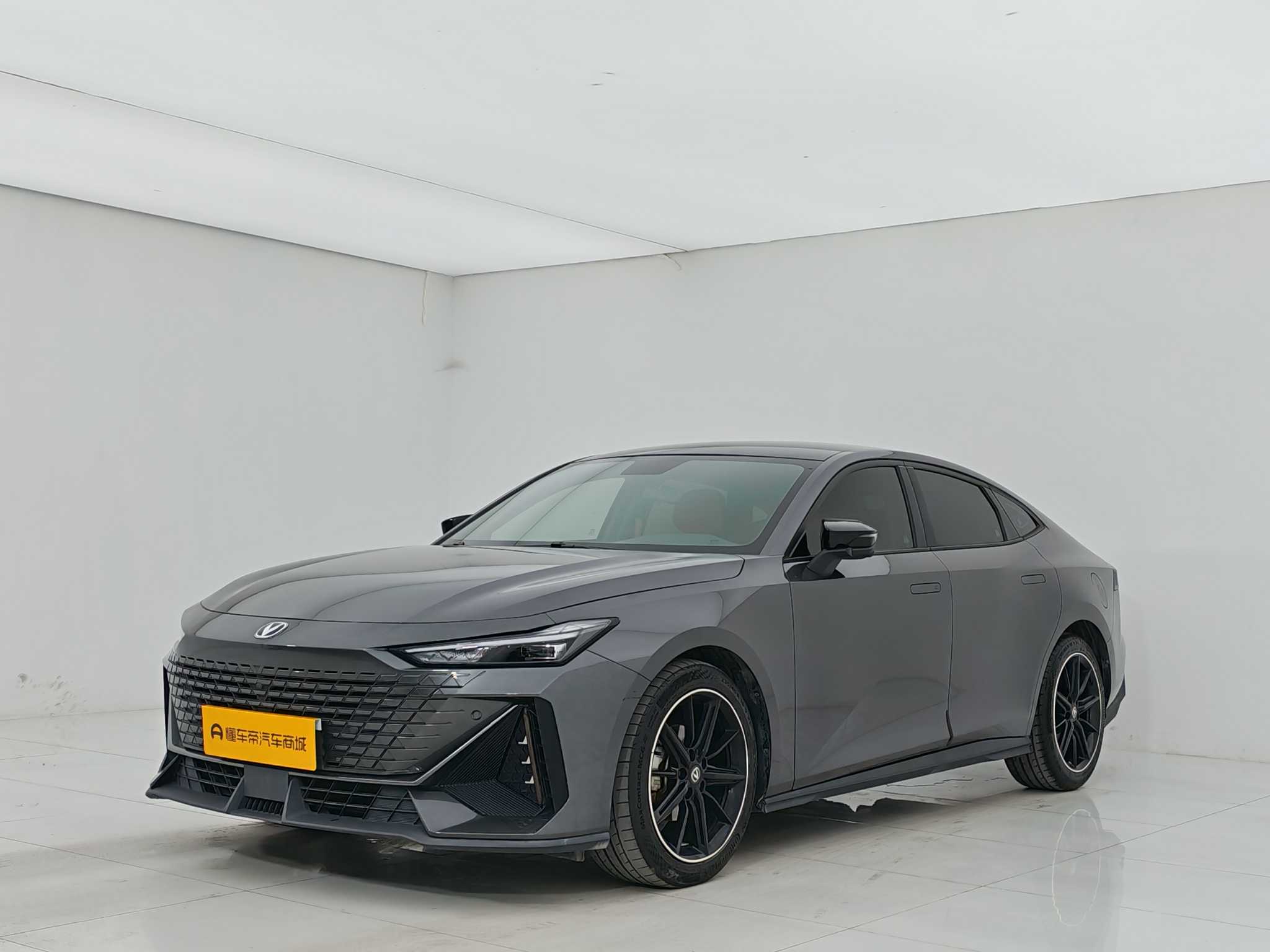 Changan UNI-V 2022 immagine di auto 