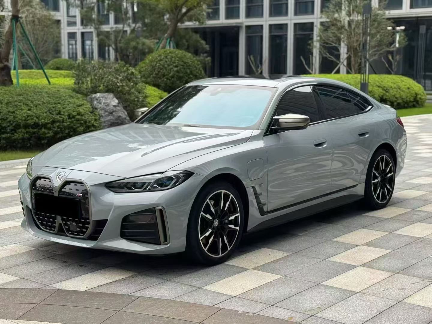 BMW i4 M50 2022 car image 