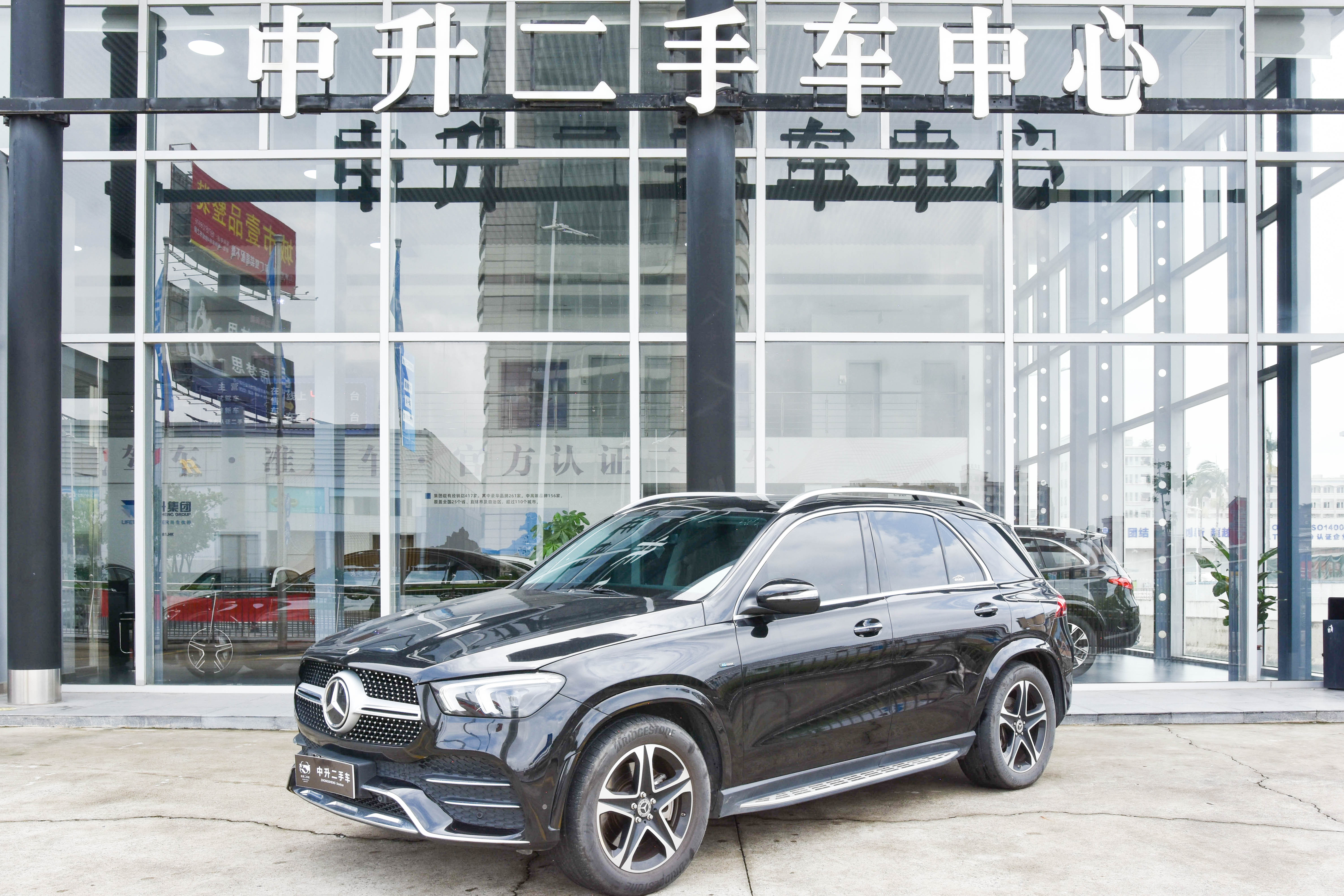Mercedes-Benz GLE Class New Energy 2022 Mercedes-Benz GLE Class New Energy 2022 car image