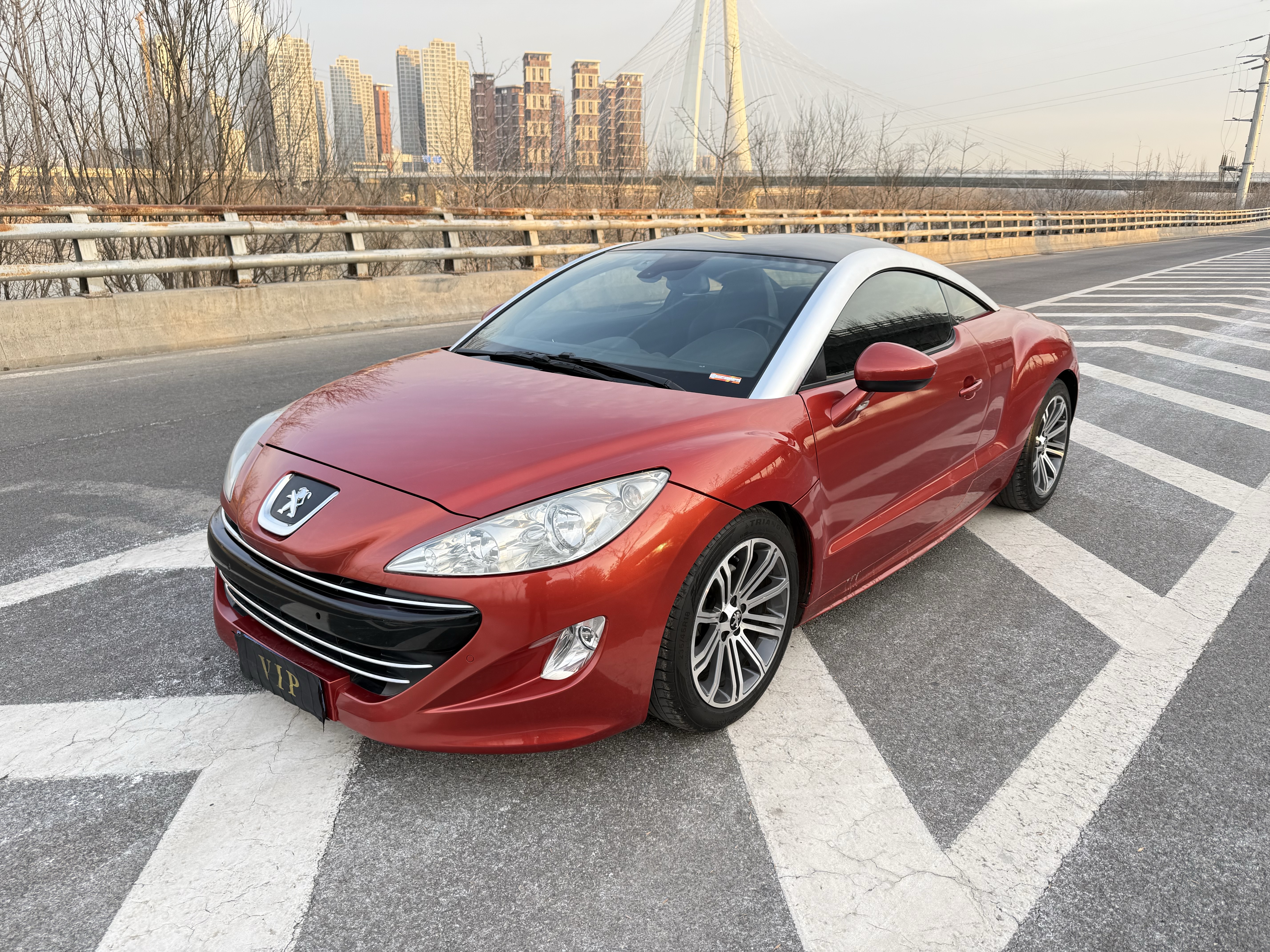 Peugeot RCZ 2012 汽车图片 