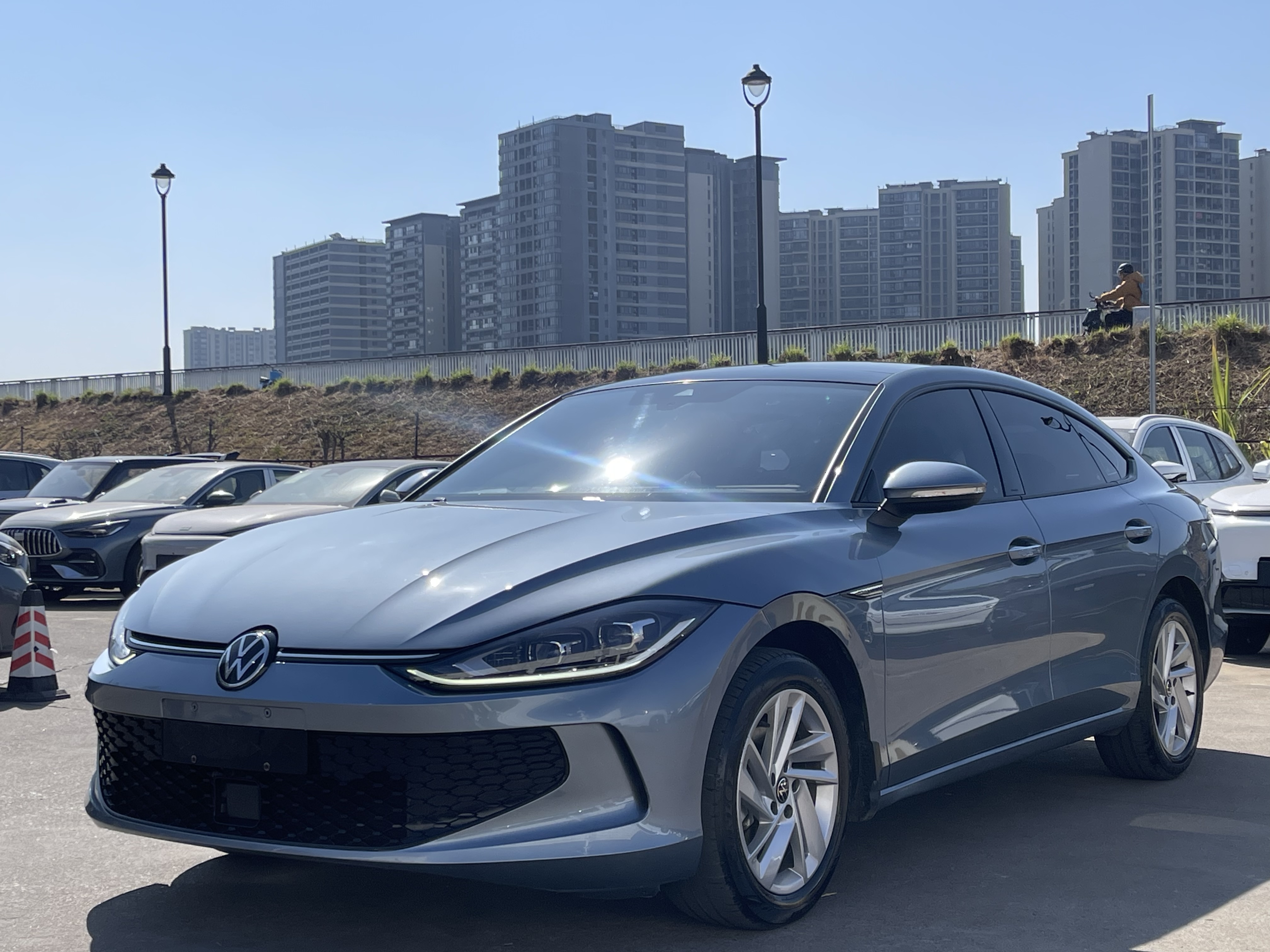 Volkswagen Lamando 2022 изображение автомобиля 