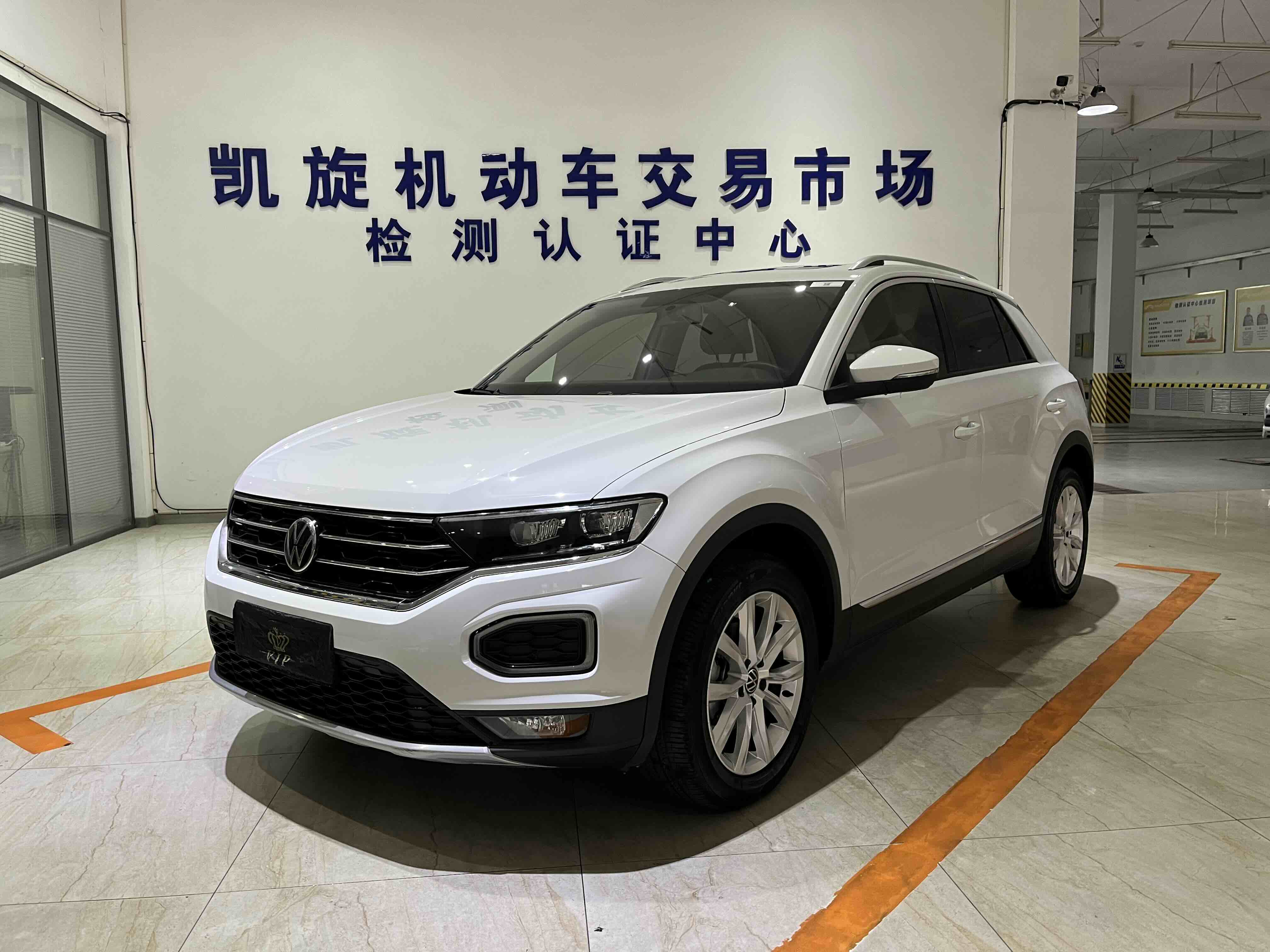T-Roc 2022 T-Roc 2022 car image