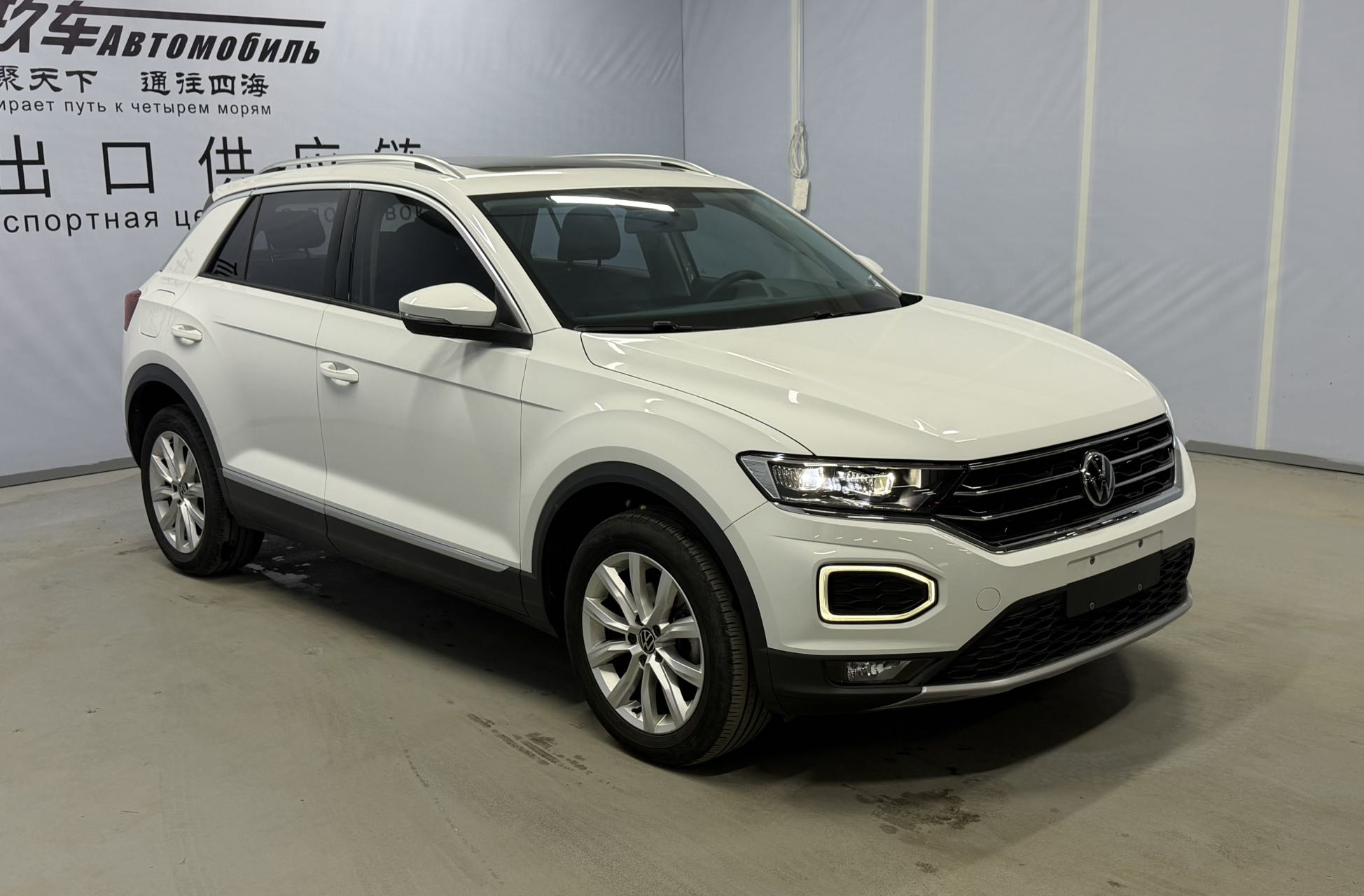 T-Roc 2022 T-Roc 2022 car image