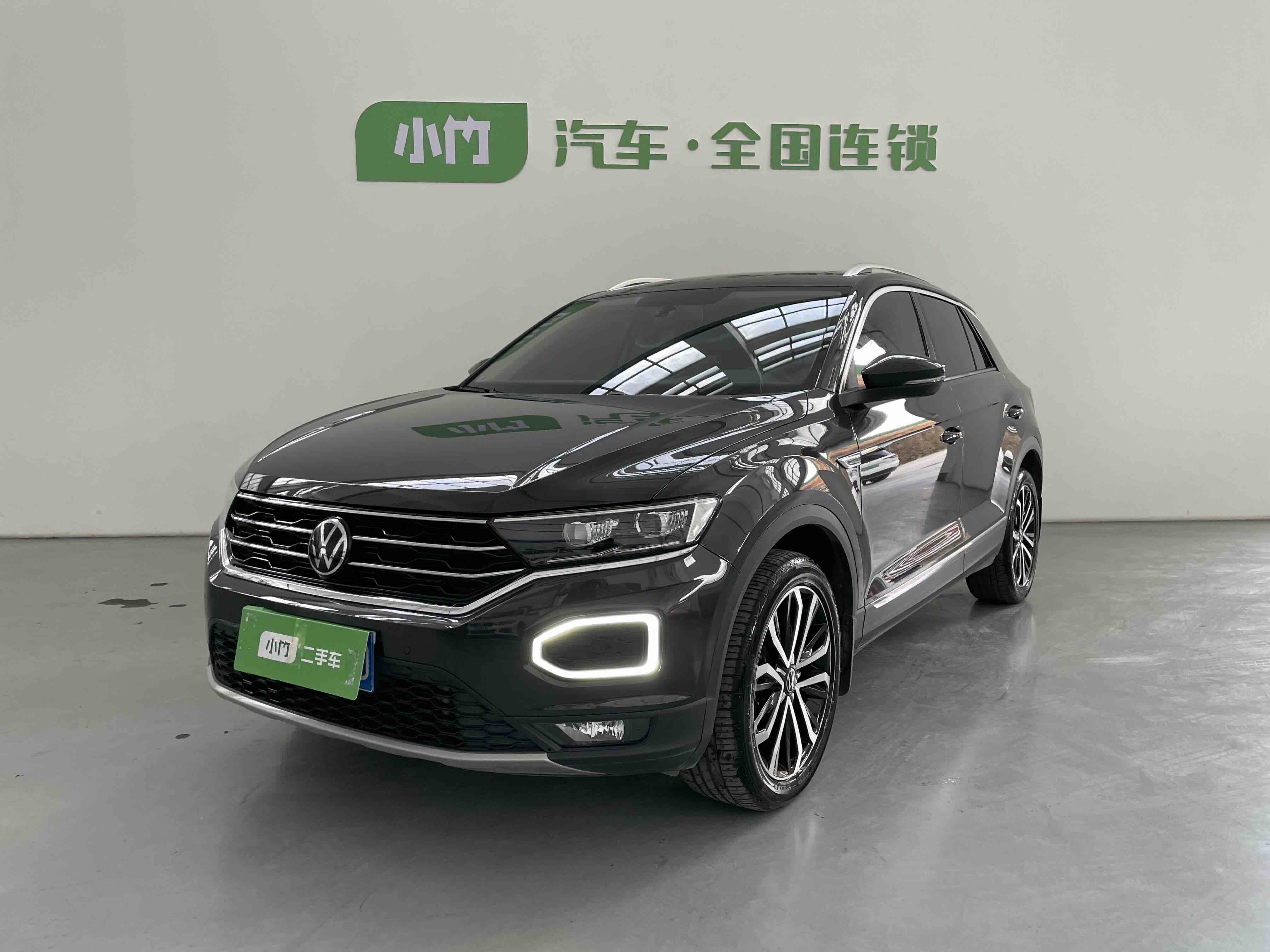 Volkswagen T-Roc 2023 Volkswagen T-Roc 2023 car image