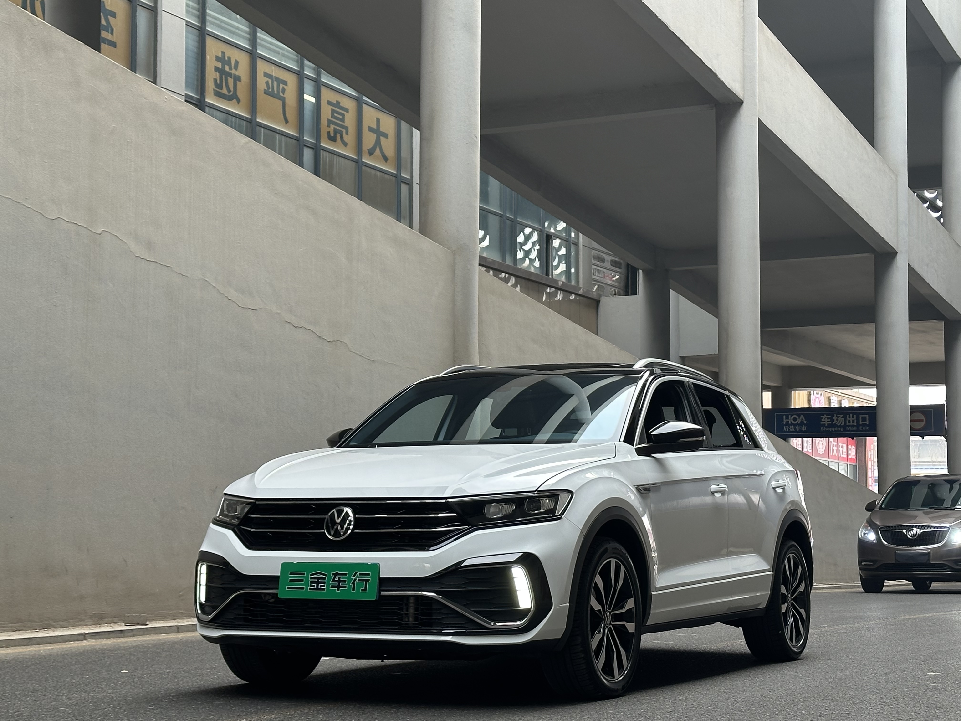 T-Roc 2022 car image 