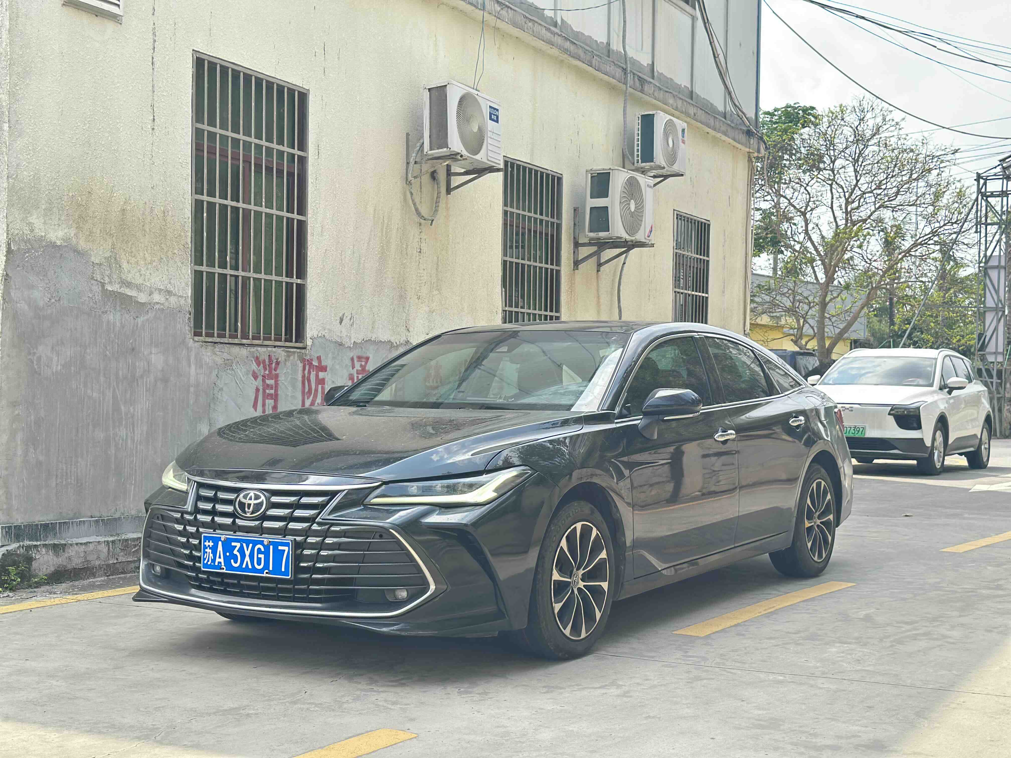 Toyota Avalon 2023 汽车图片 
