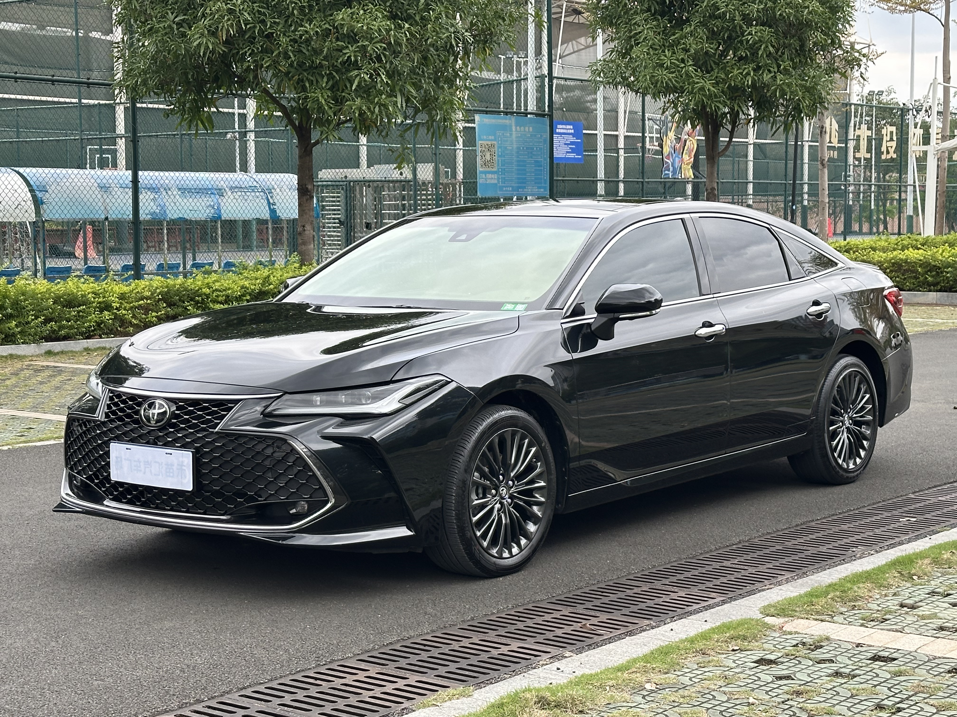 Toyota Avalon 2023 汽车图片 