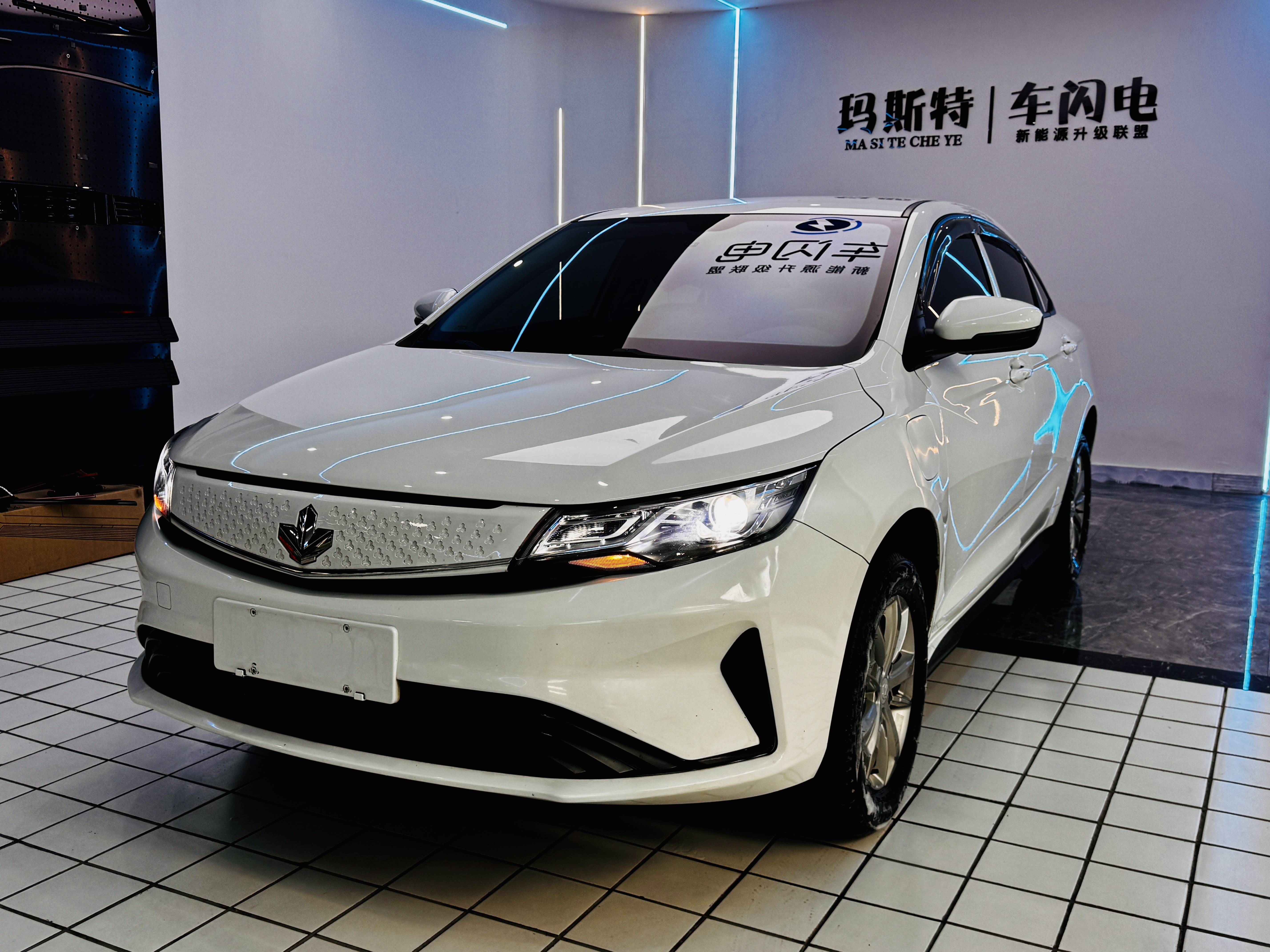 Livan Maple 60S 2025 汽车图片 