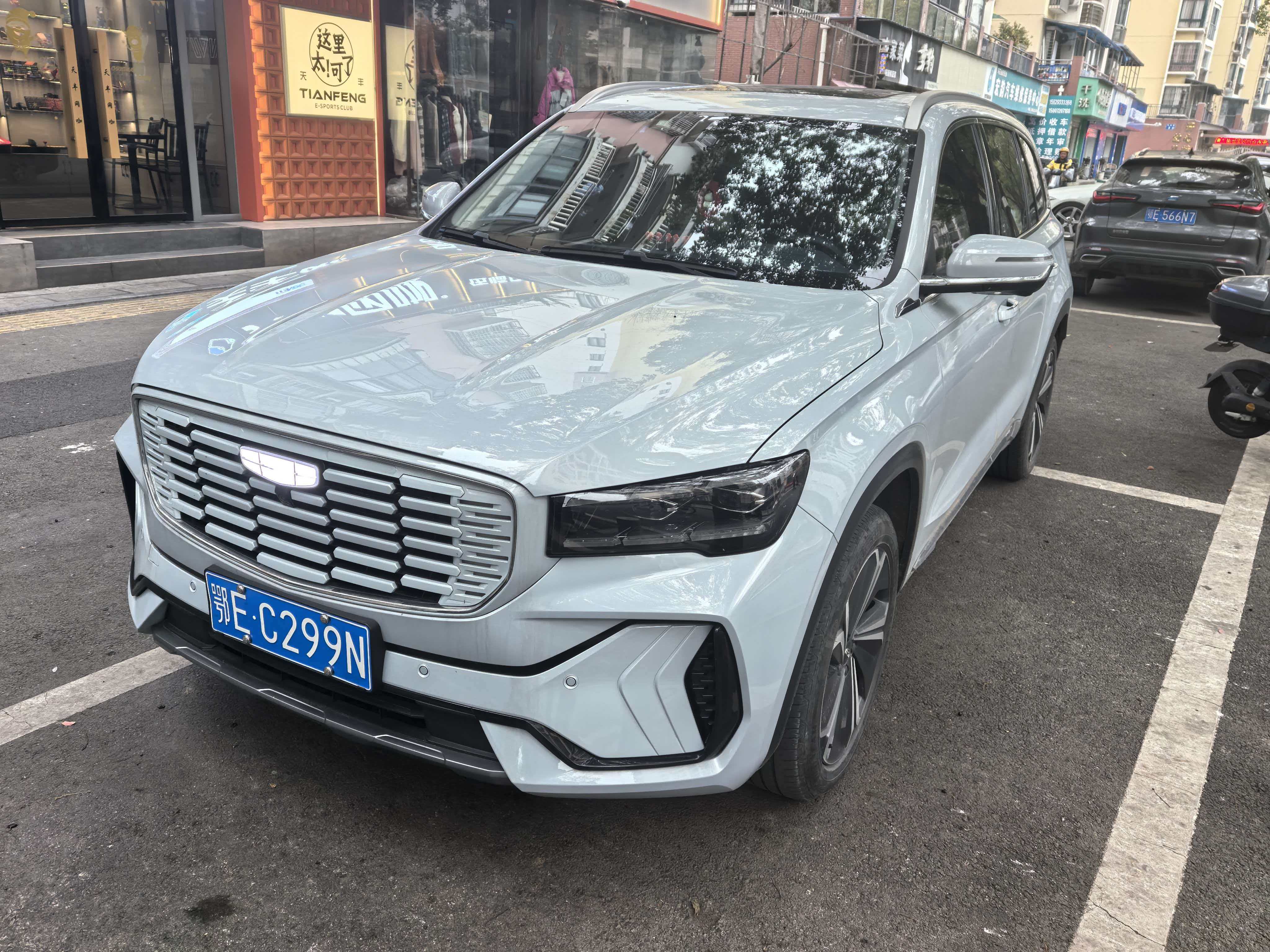 GEELY Monjaro 2022 GEELY Monjaro 2022 car image