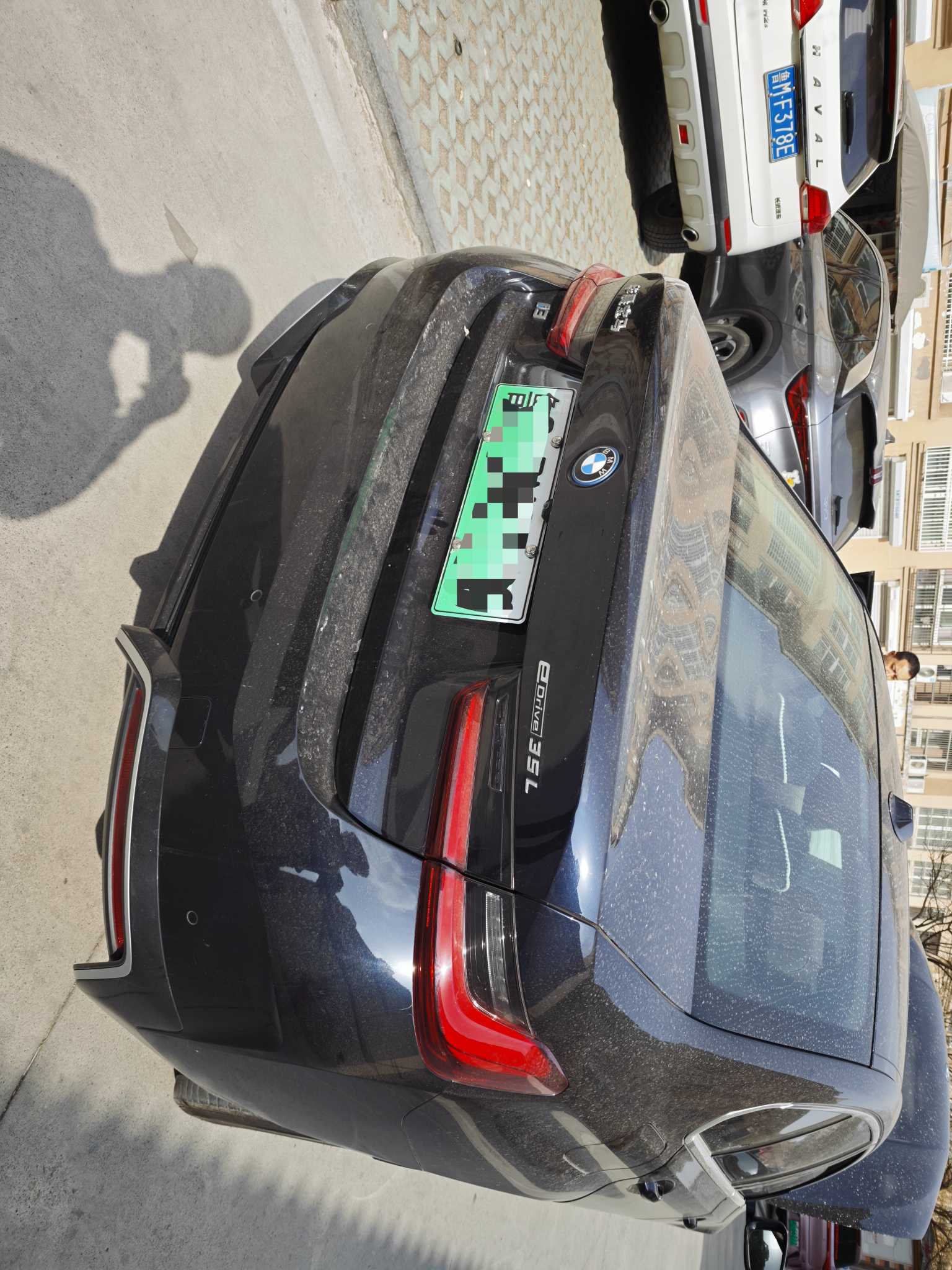 BMW i3 2023 car image 