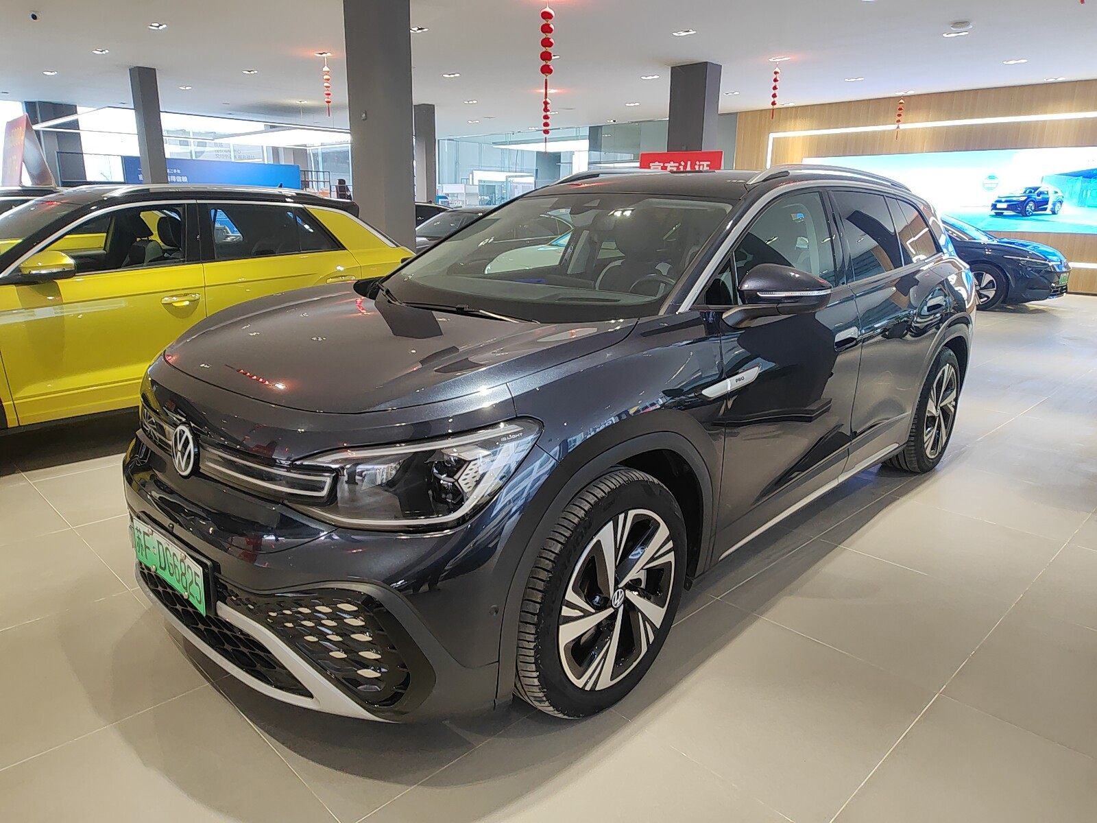 Volkswagen ID.6 Crozz 2023 immagine di auto 