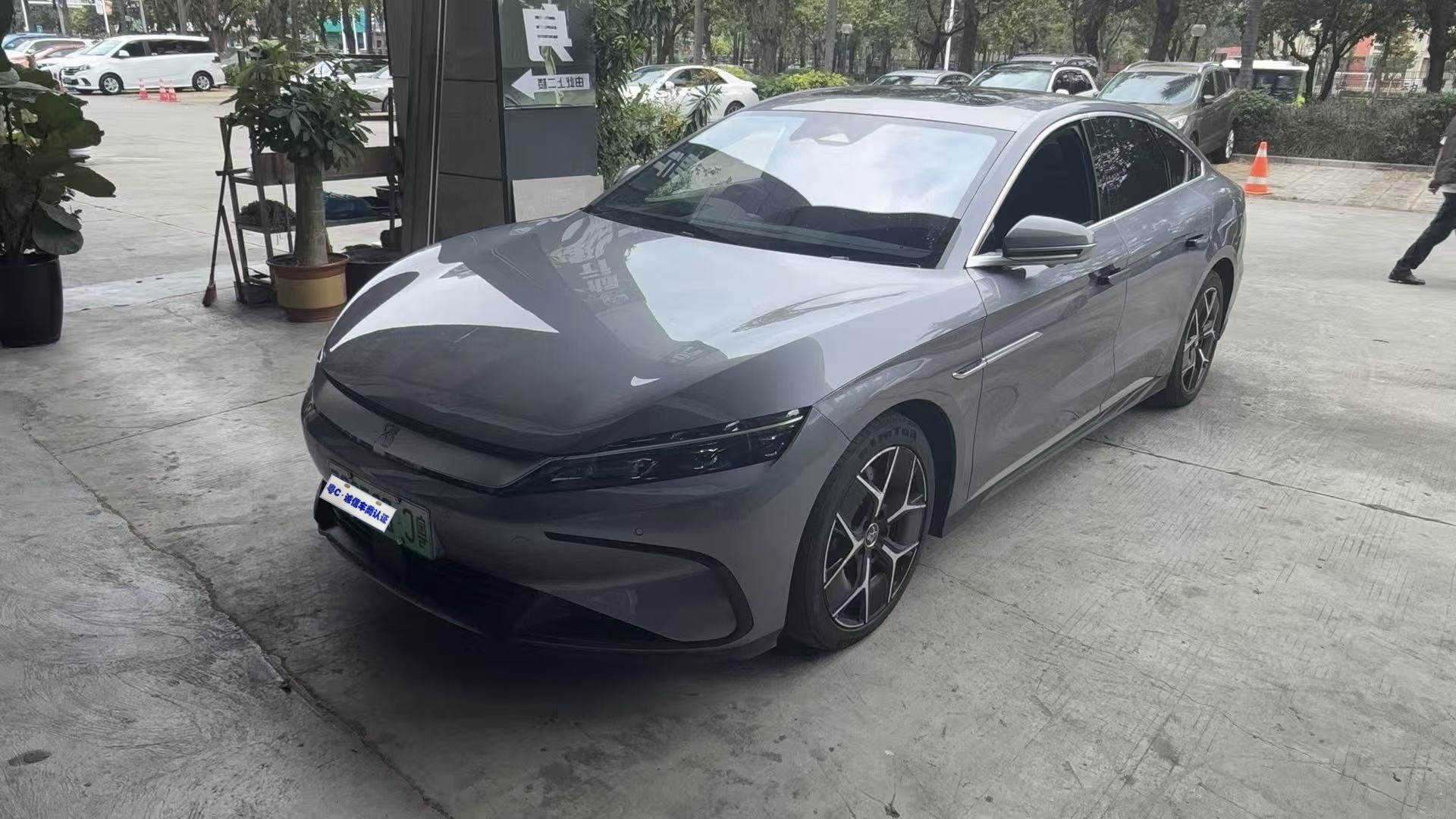 BYD Han 2023 car image 