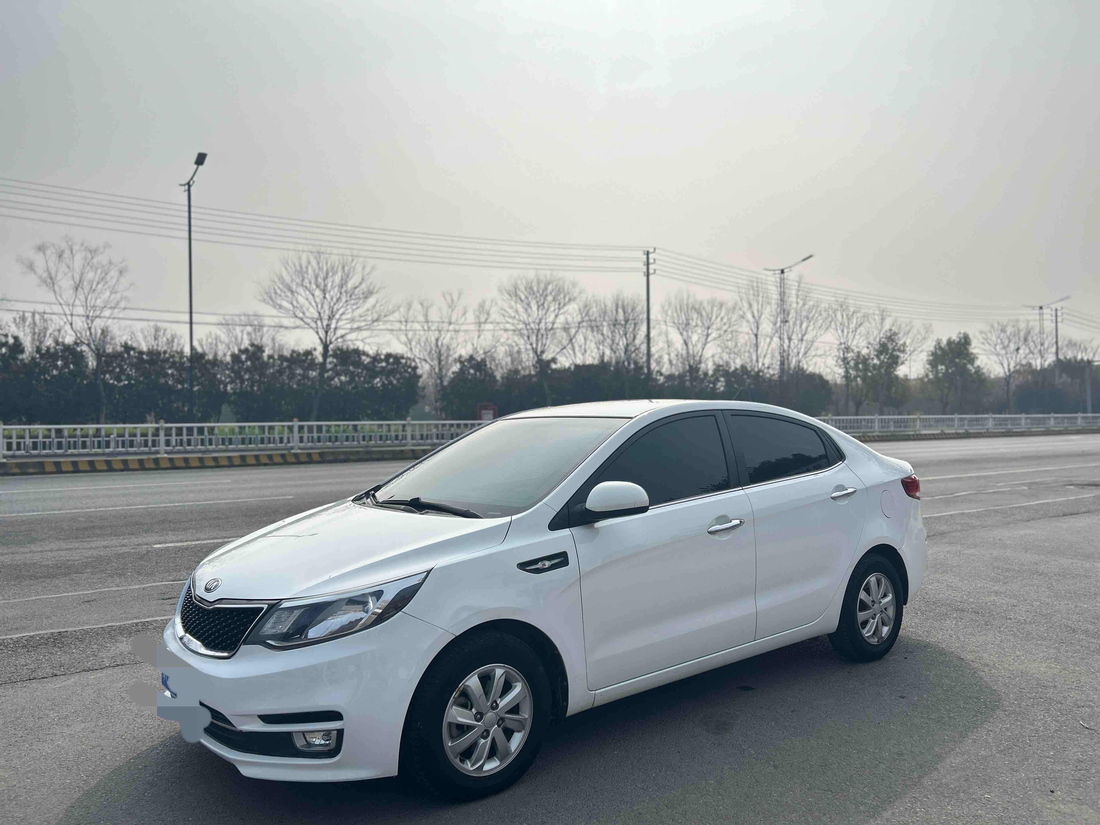 Kia K2 2016 汽车图片 