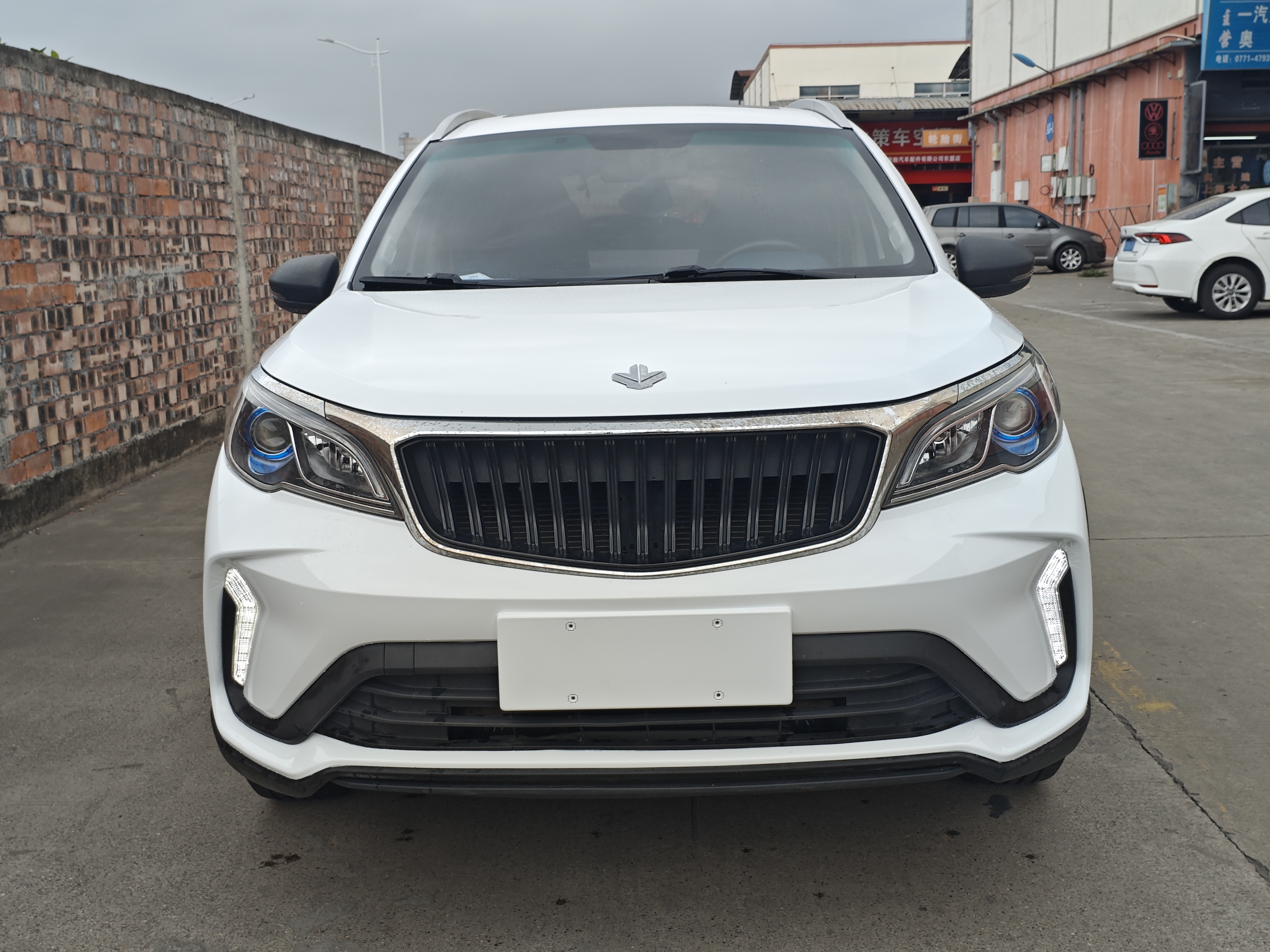 X3 PRO 2022 car image 