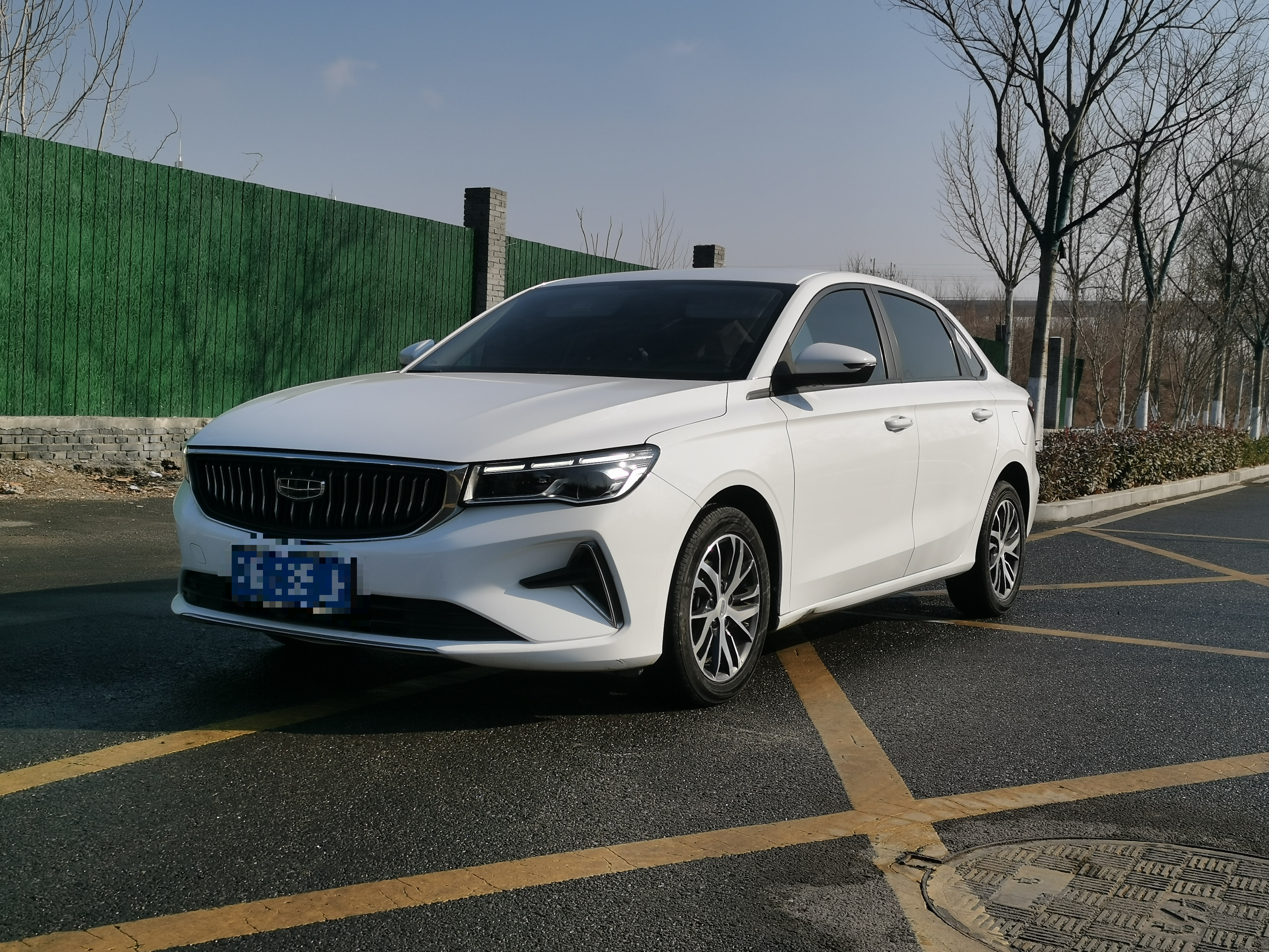Emgrand 2023 car image 
