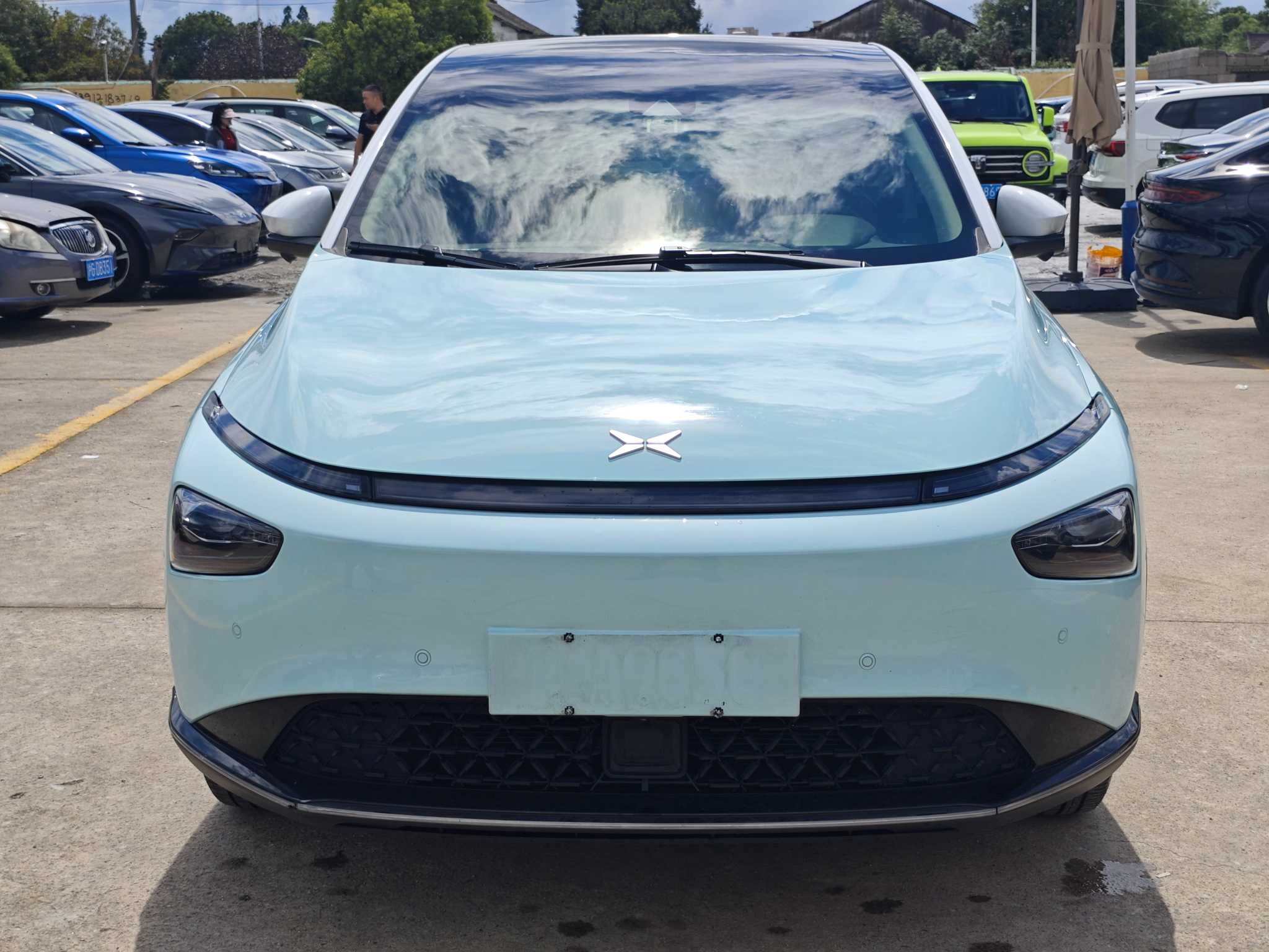 Xpeng 2023 car image 