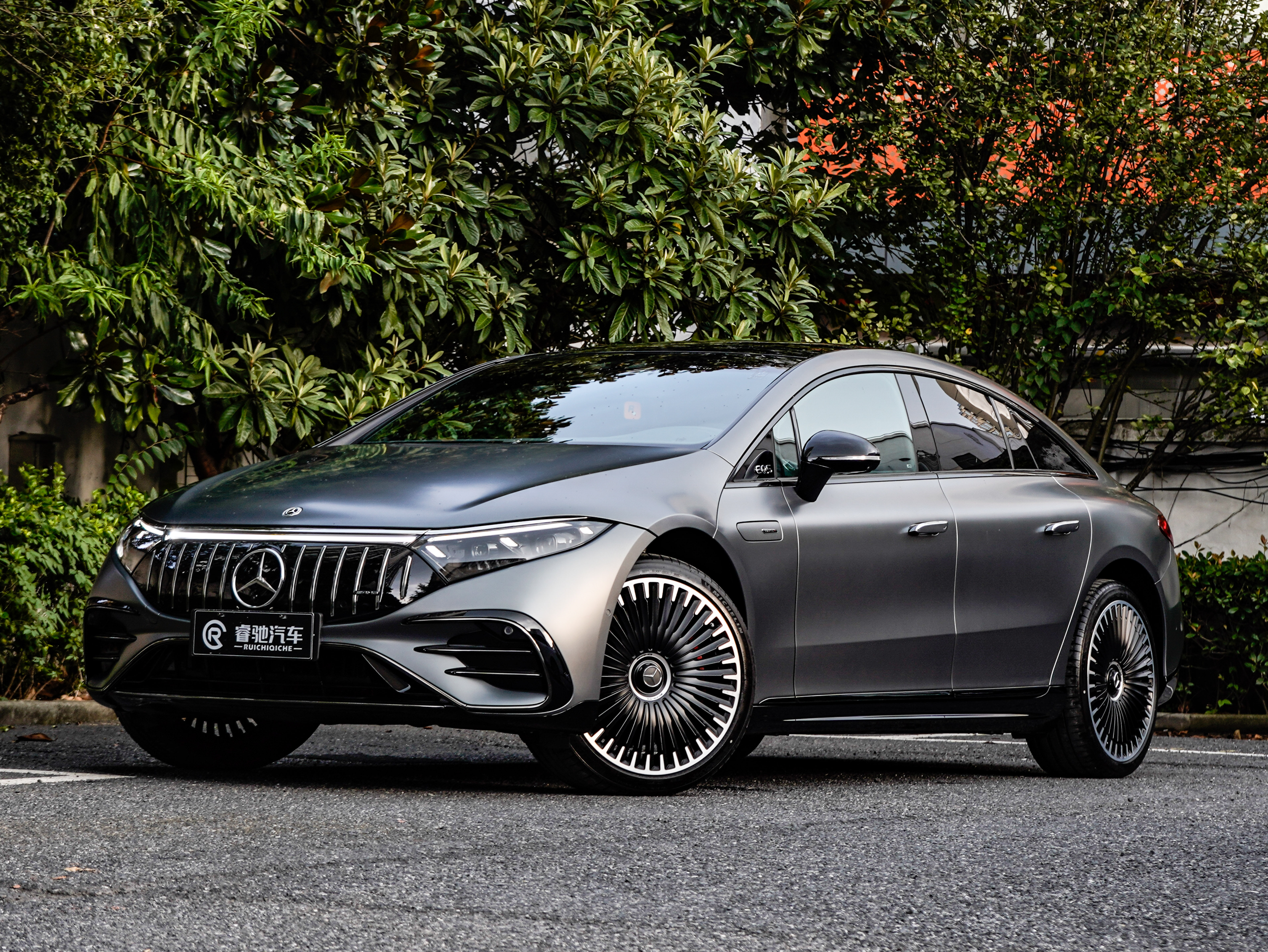 Mercedes-Benz EQS AMG 2024 car image 