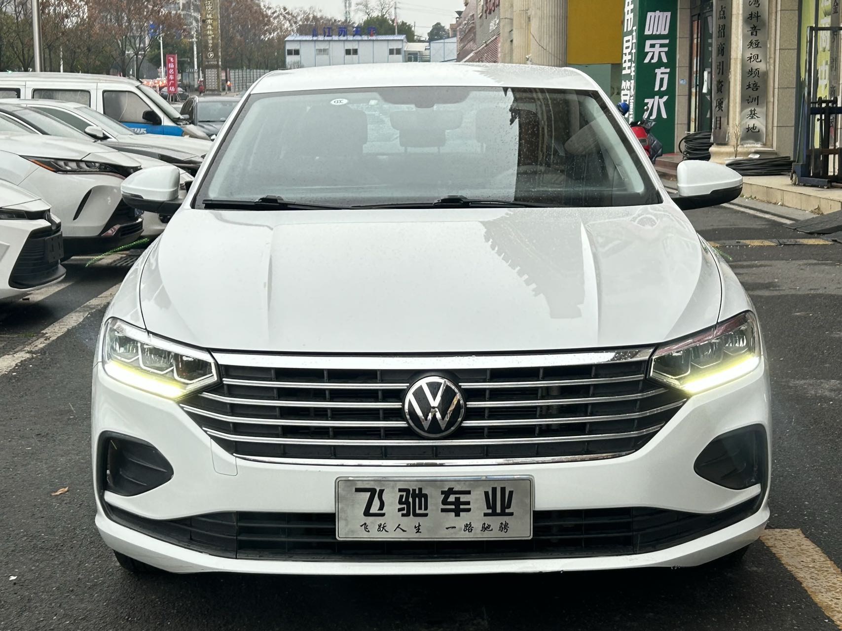 Volkswagen Lavida 2023 car image 