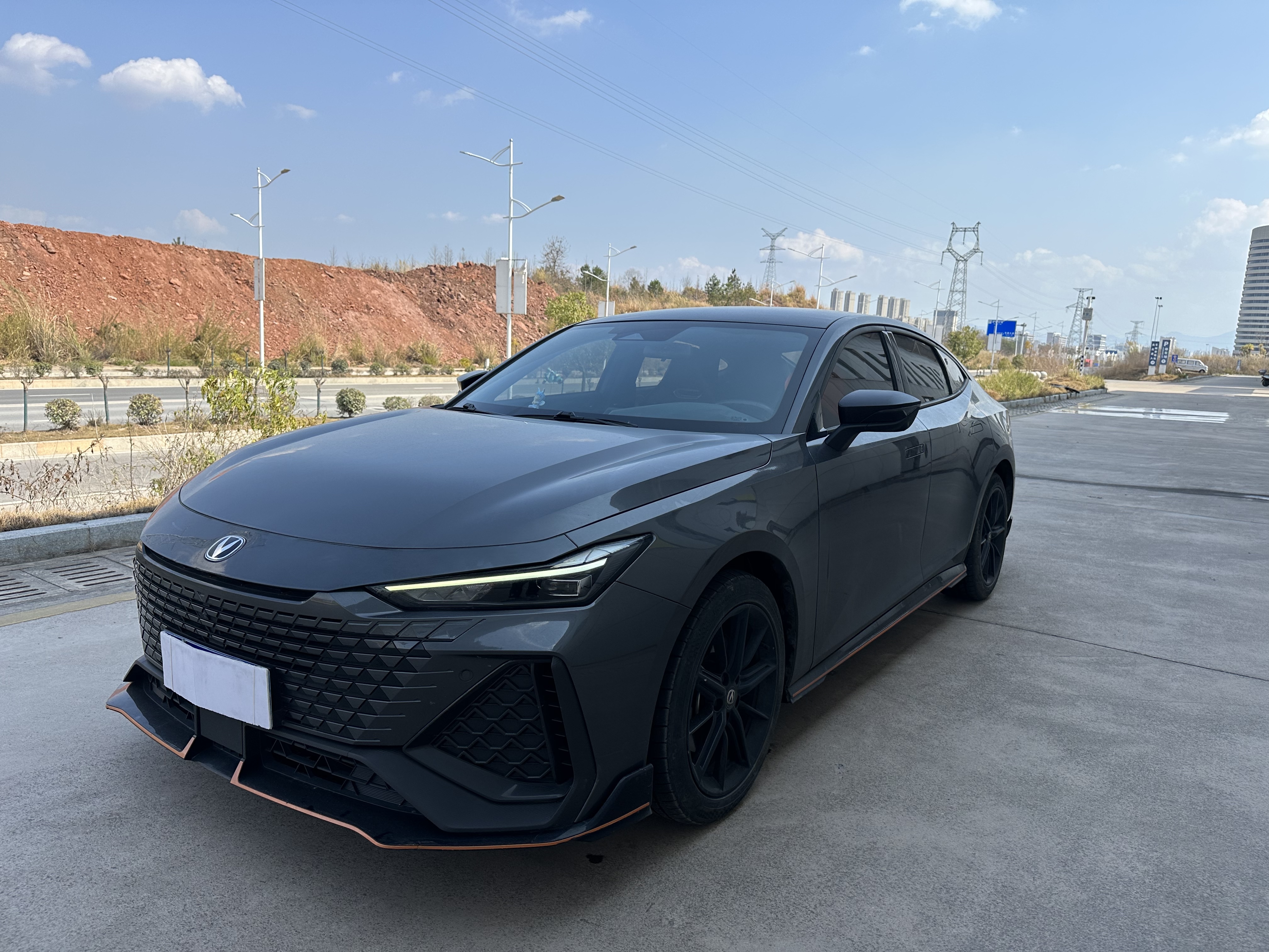 Changan UNI-V 2022 car image 