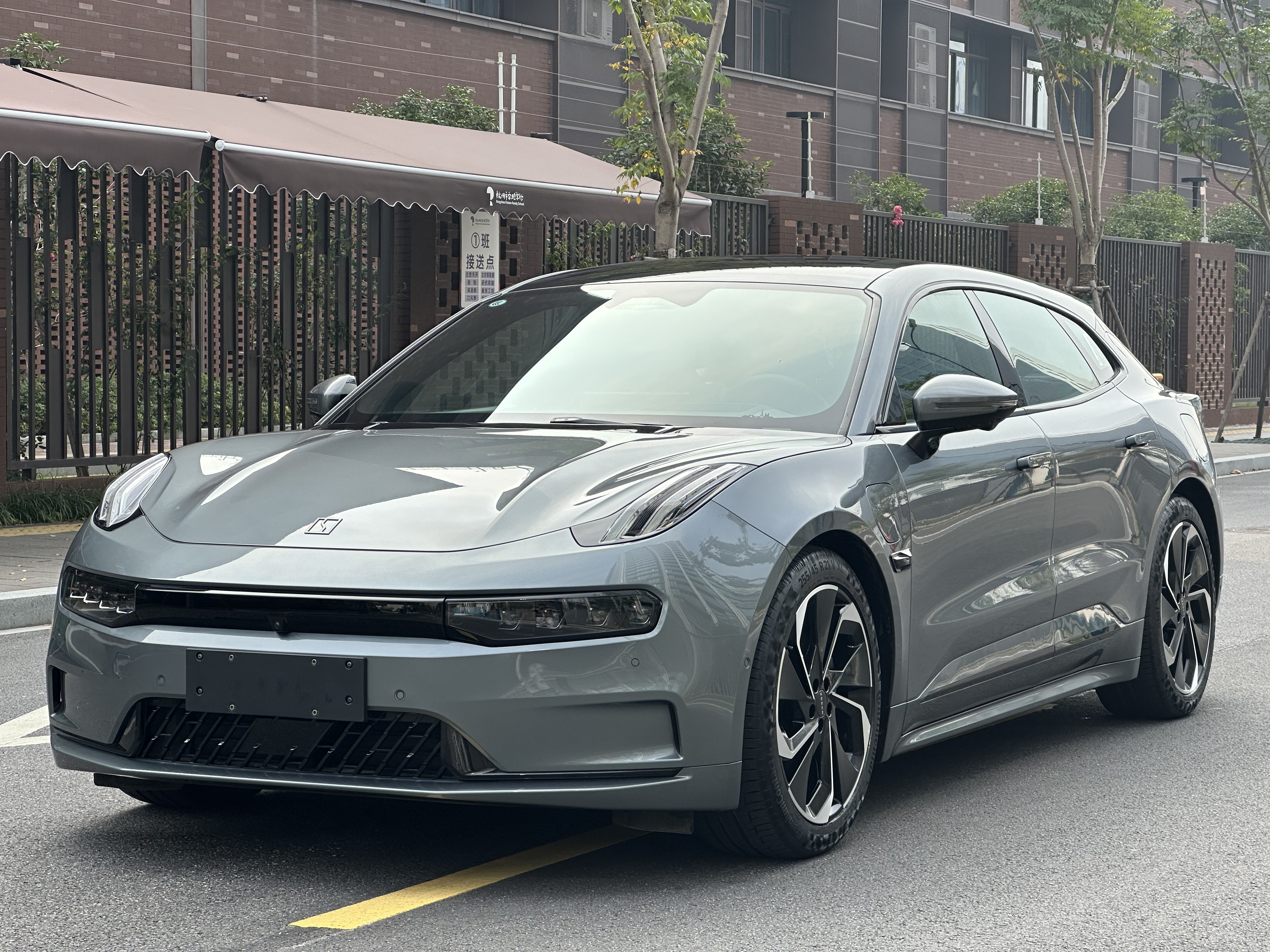 Zeekr 001 2022 汽车图片 