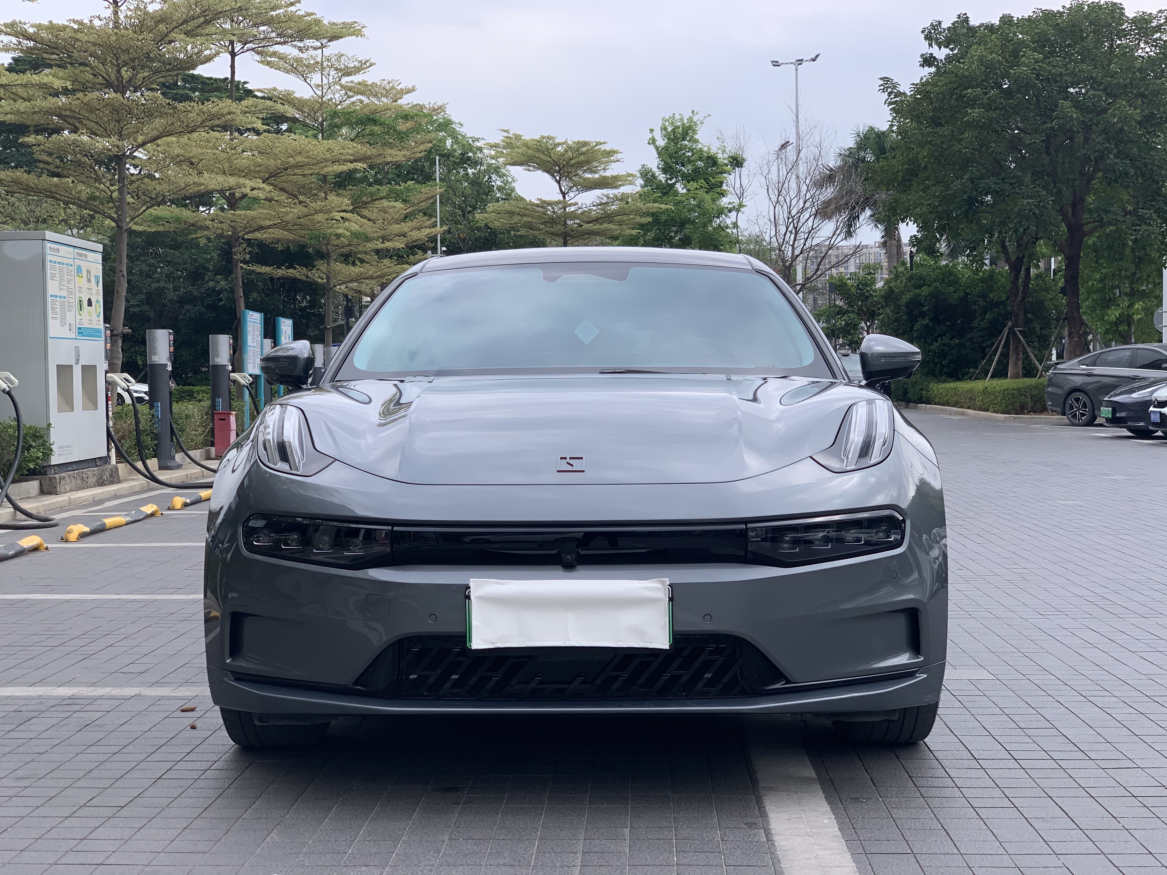 Zeekr 001 2022 汽车图片 