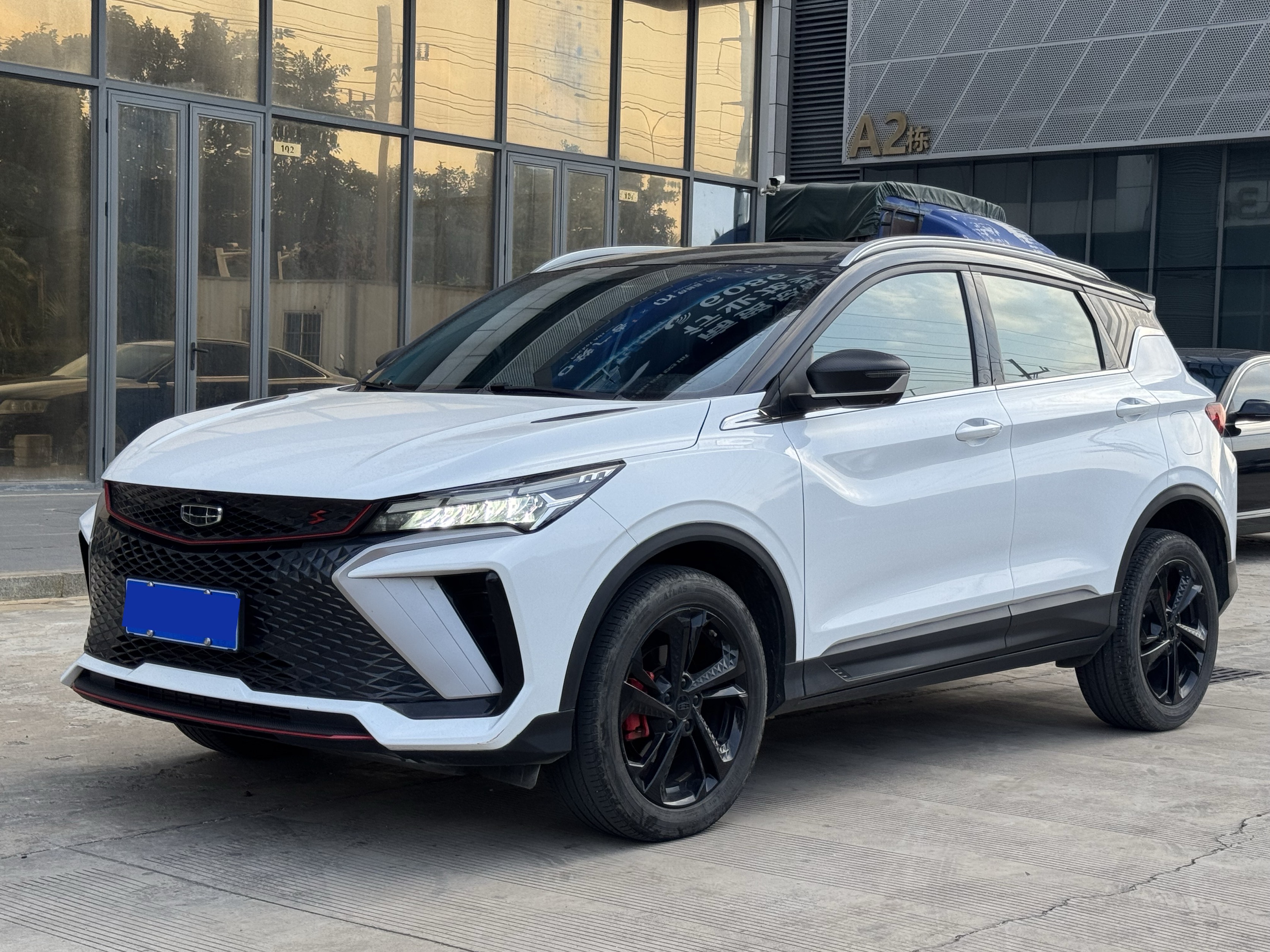 GEELY Coolray 2022 car image 