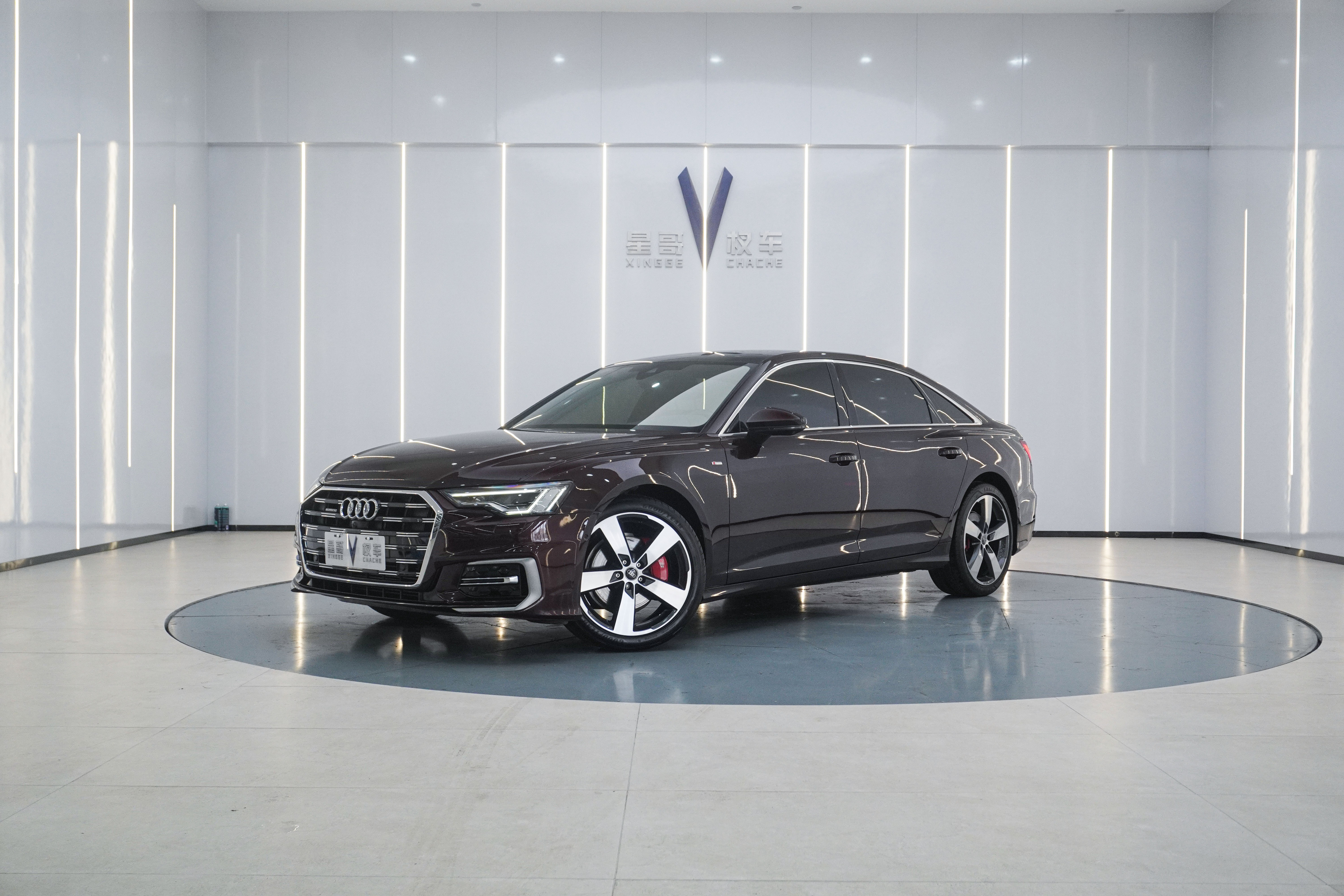 Audi A6L 2022 car image 