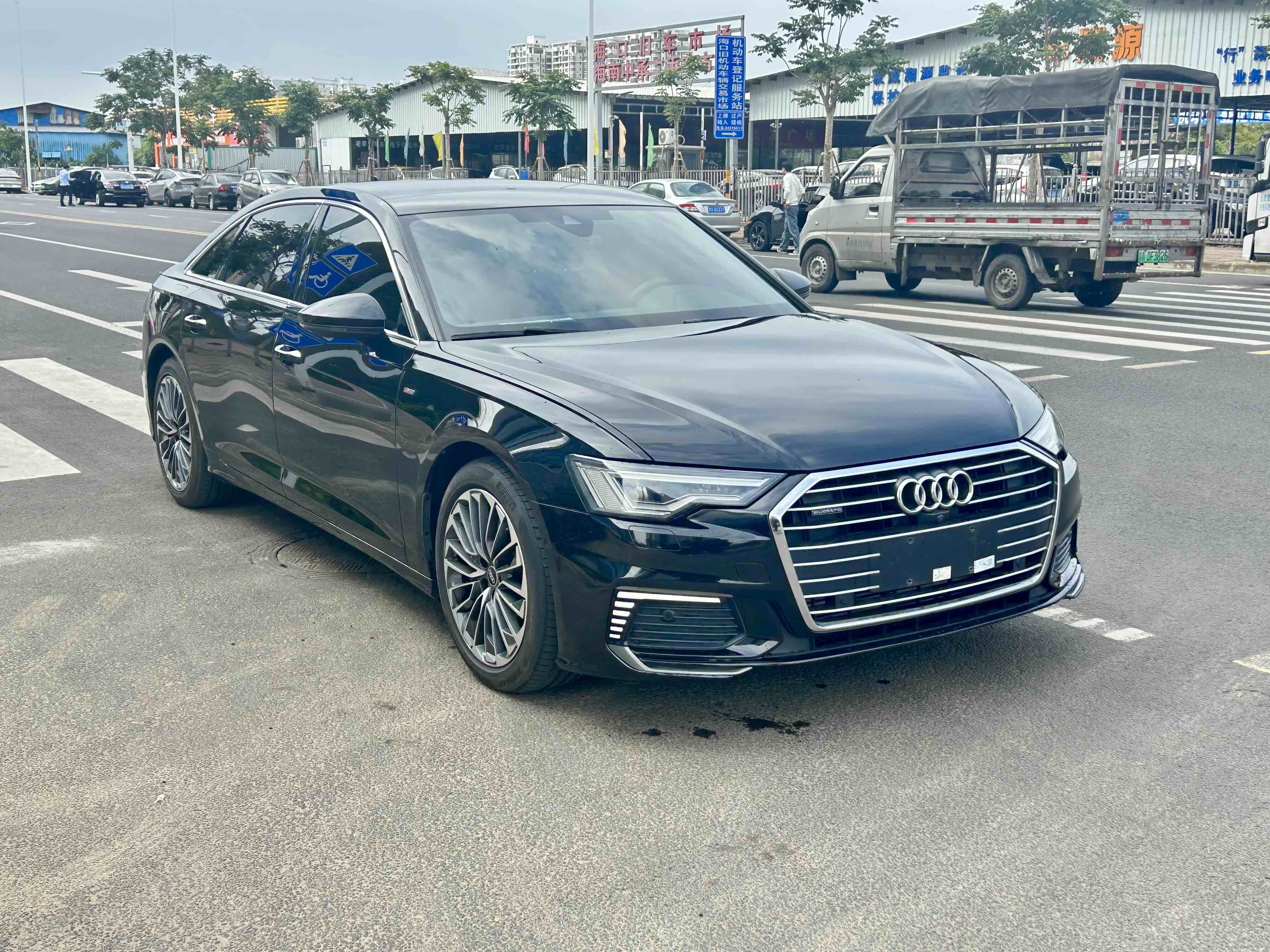 Audi A6L New Energy 2022 car image 