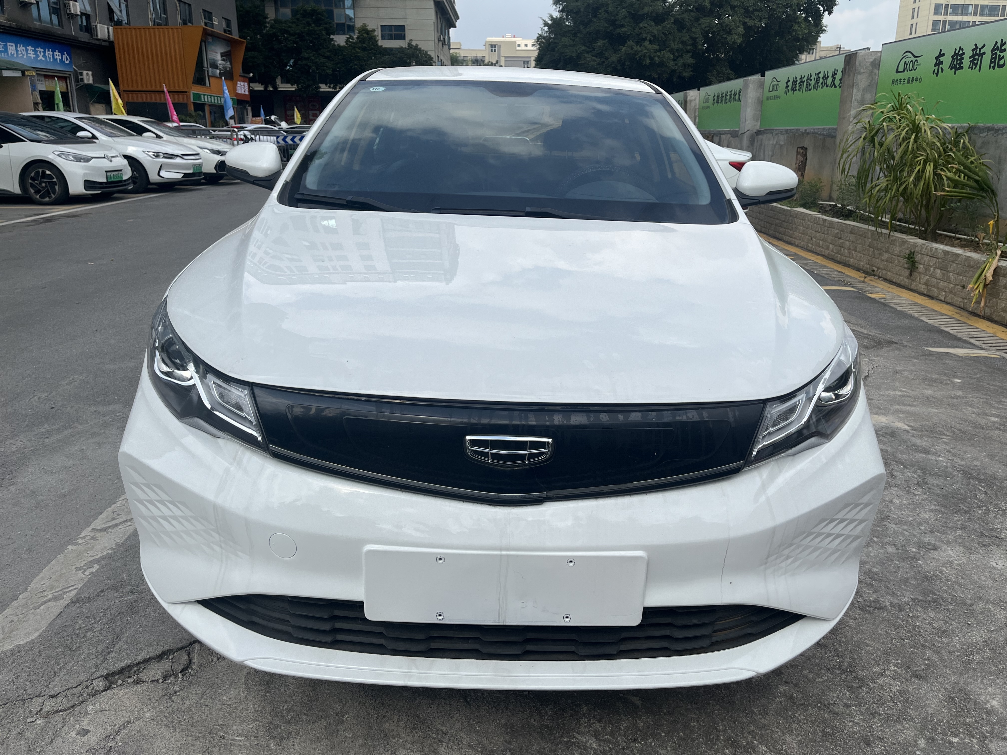 GEELY Emgrand New Energy 2023 GEELY Emgrand New Energy 2023 car image