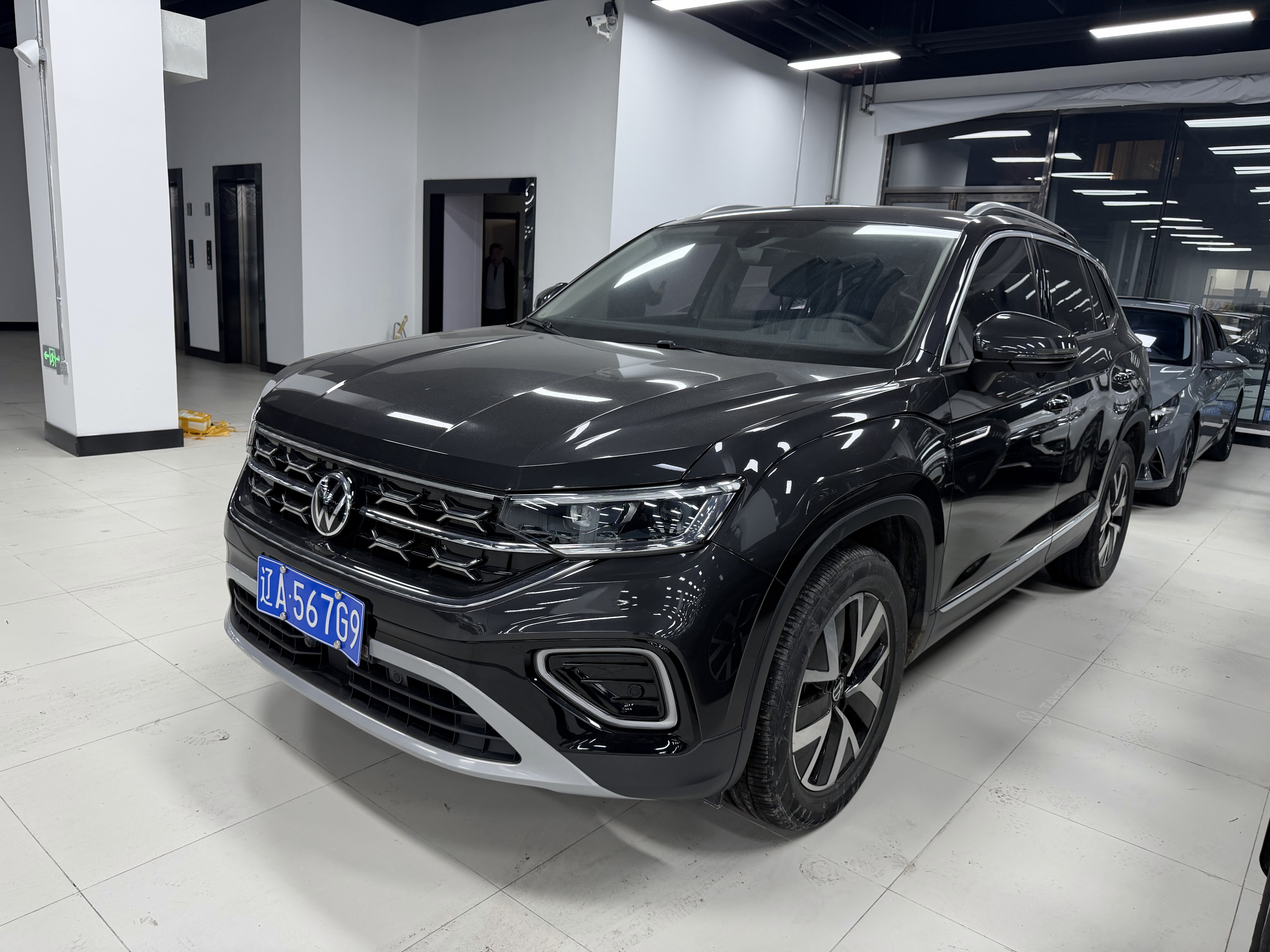 Volkswagen Tayron 2023 immagine di auto 