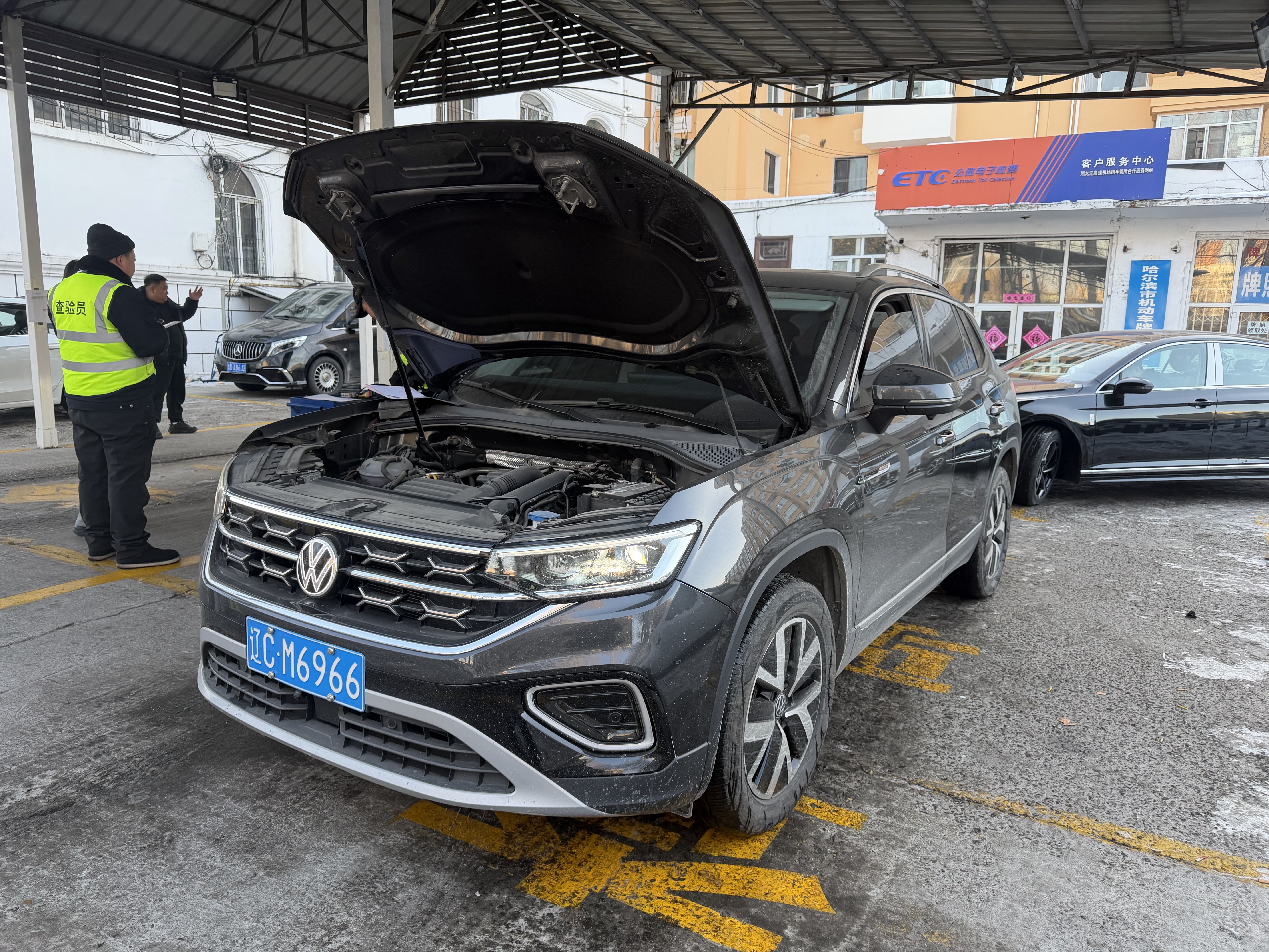 Volkswagen Tayron 2022 immagine di auto 