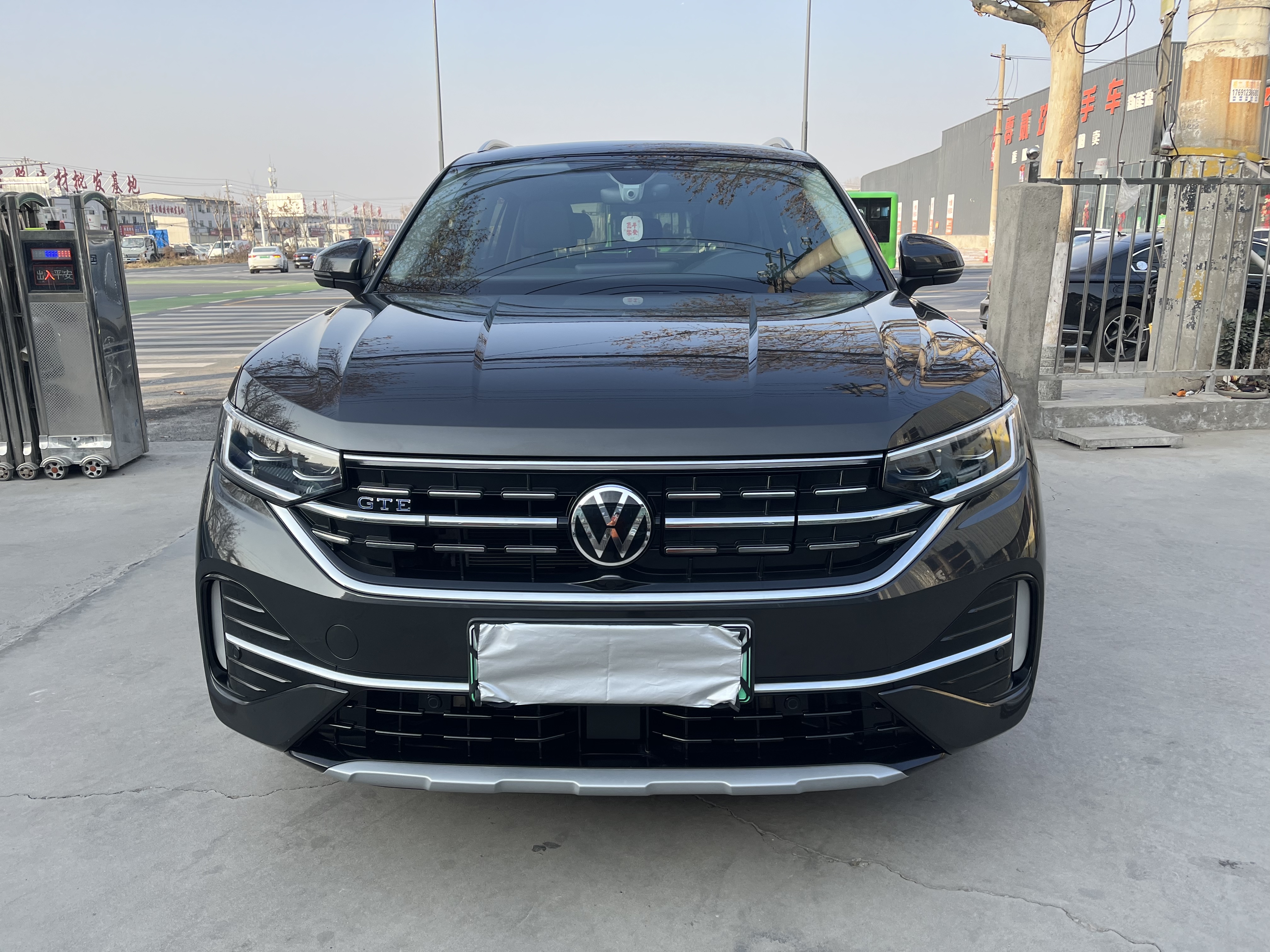 Volkswagen Tayron GTE 2024 immagine di auto 