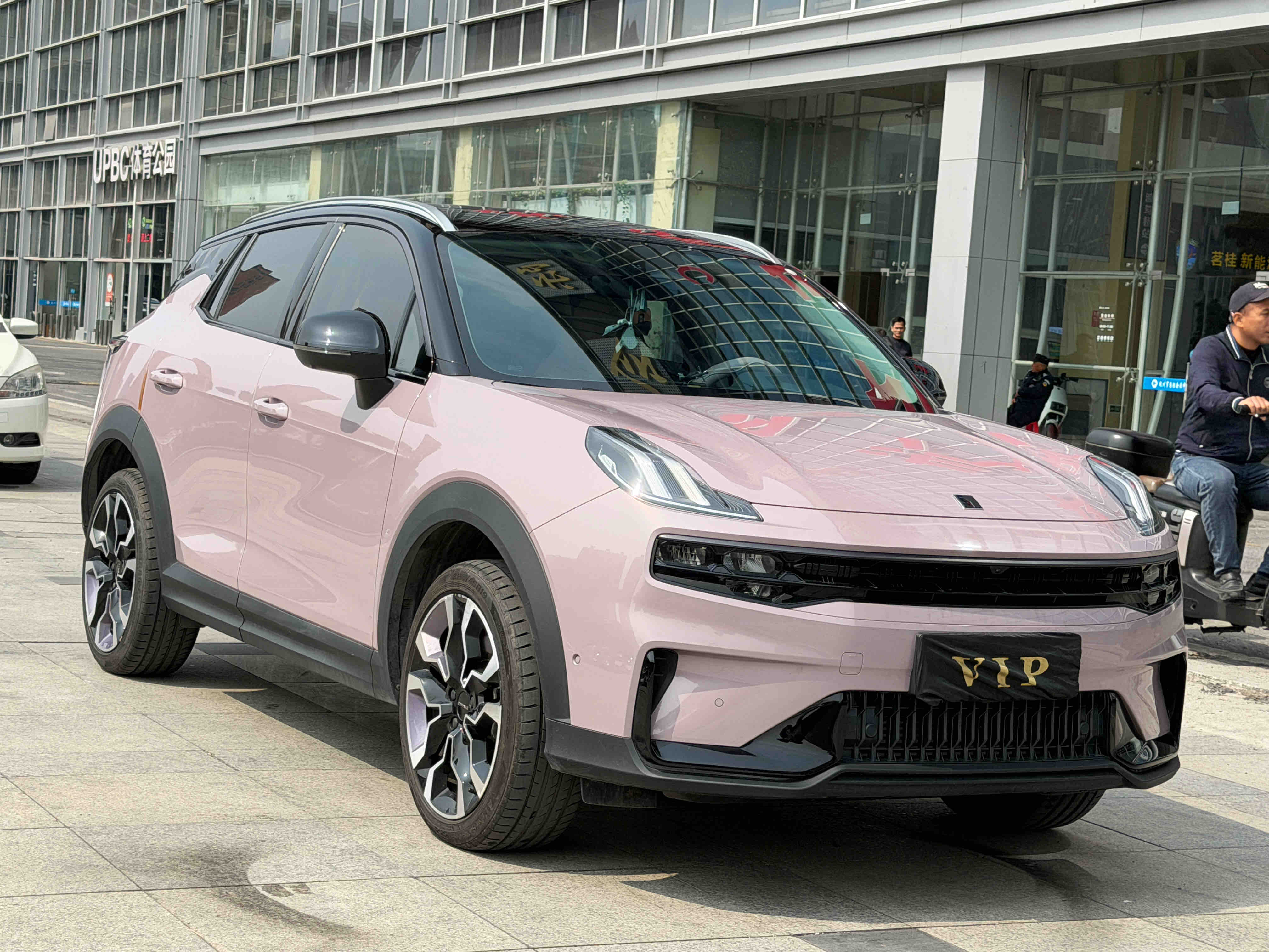 Lynk & Co 06 2023 Lynk & Co 06 2023 car image